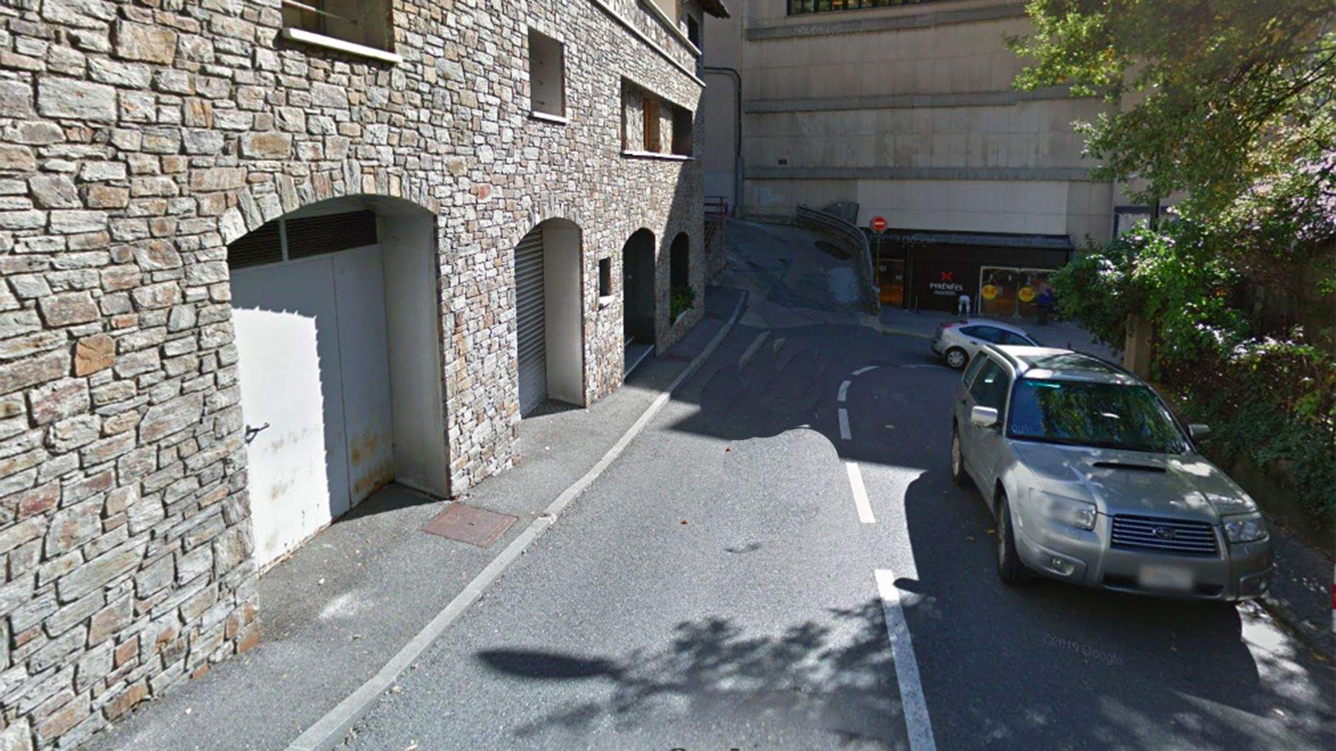 Zona del carrer de les Canals on s'hauria originat el primer 'incident'.
