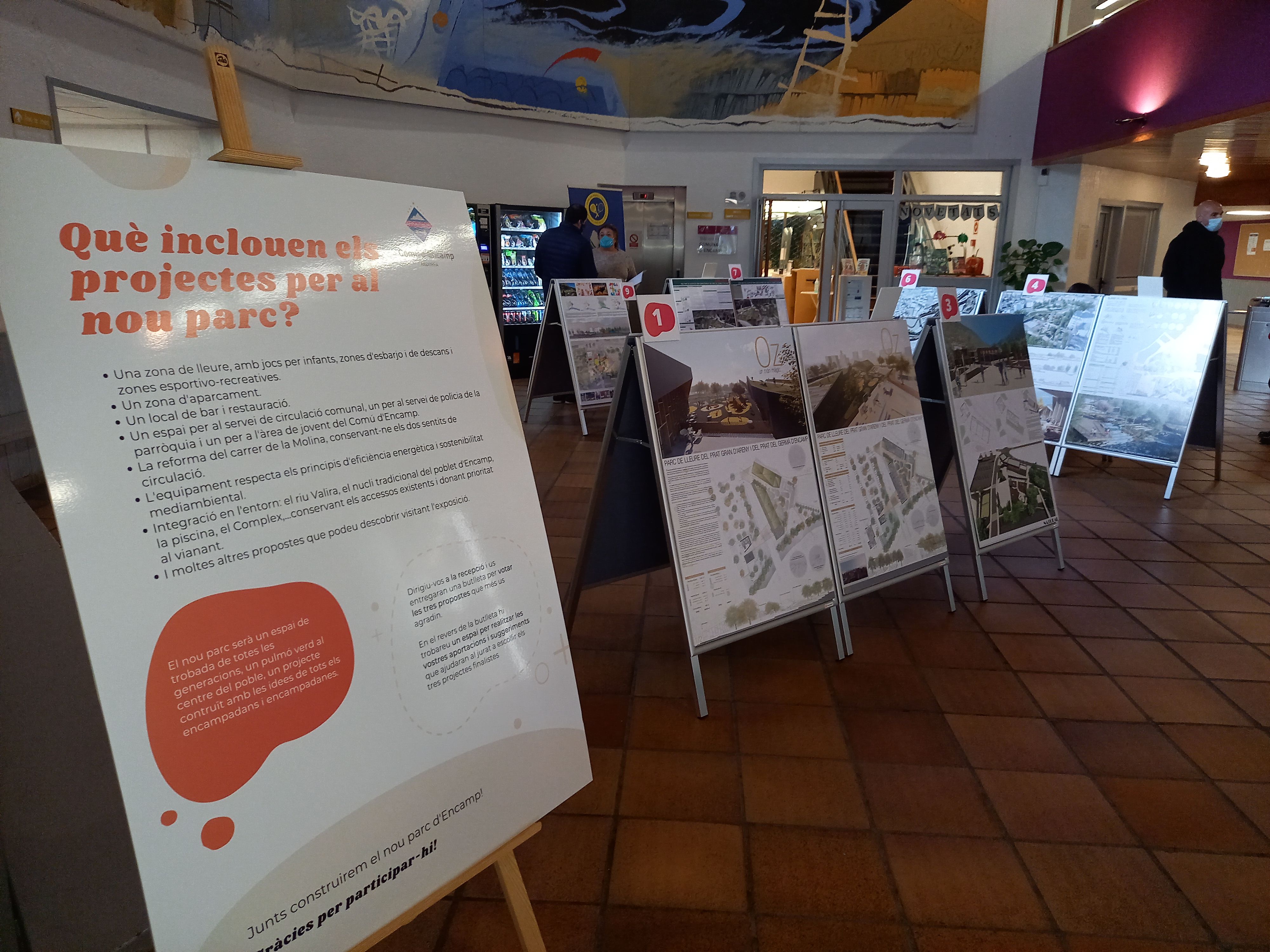 Els projectes estan exposats al vestíbul del Complex Esportiu.