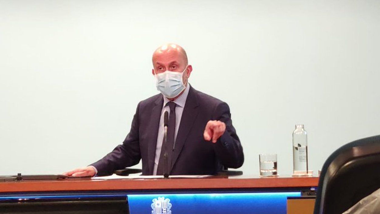 El ministre de Salut, Joan Martínez Benazet durant la roda de premsa.