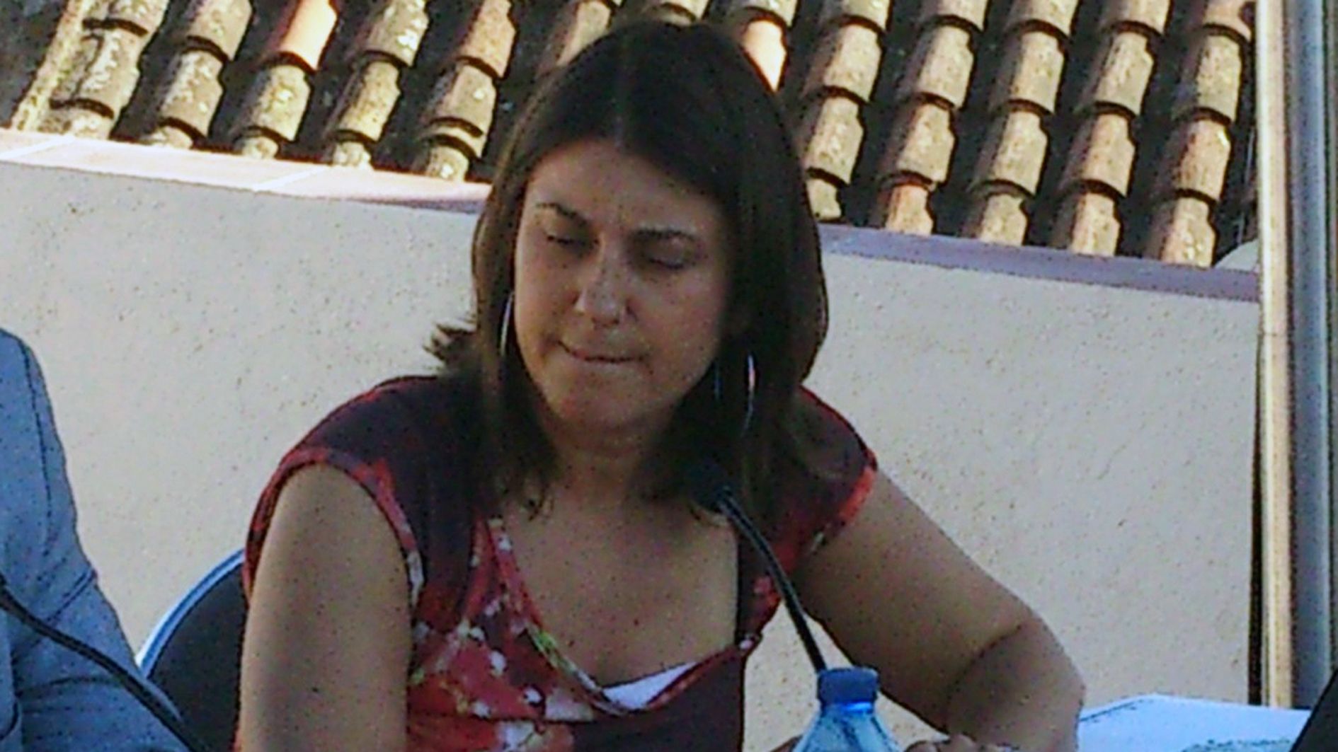 Montserrat Coronas durant una compareixença.