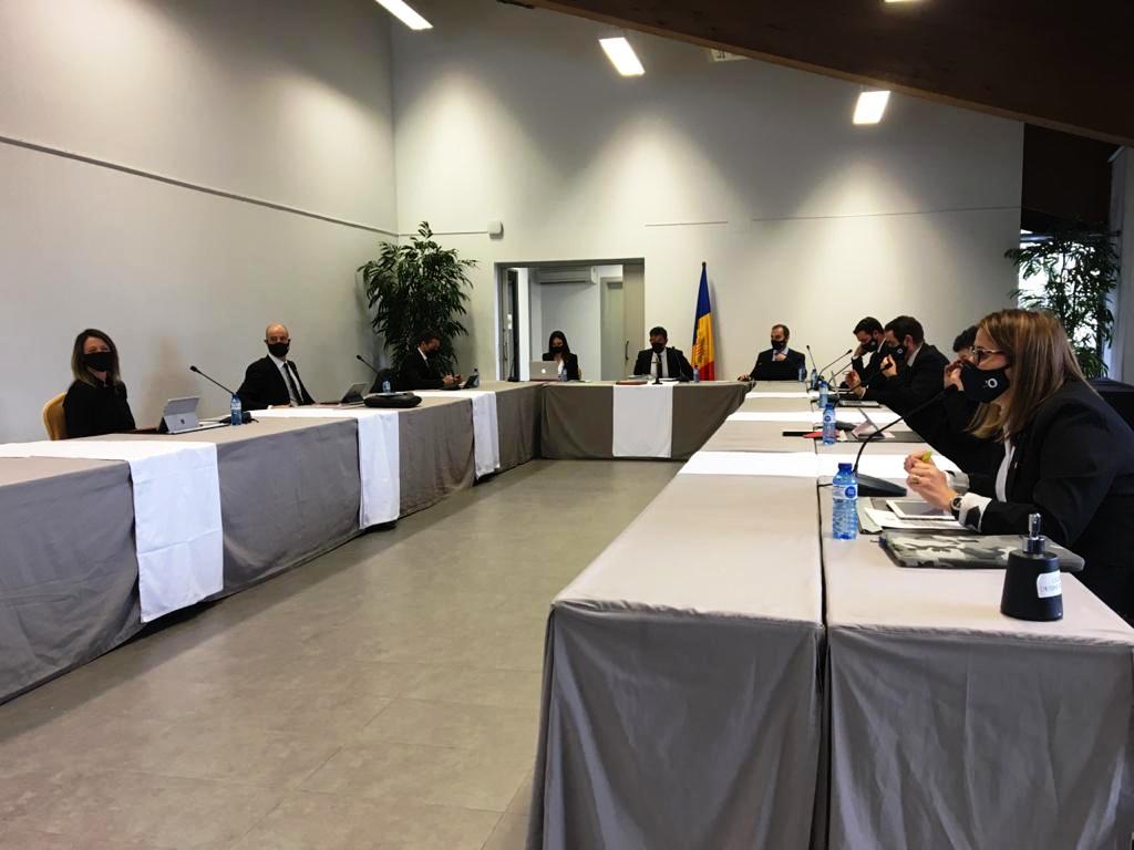 Una imatge de la sessió de comú d'Ordino d'aquest dilluns.