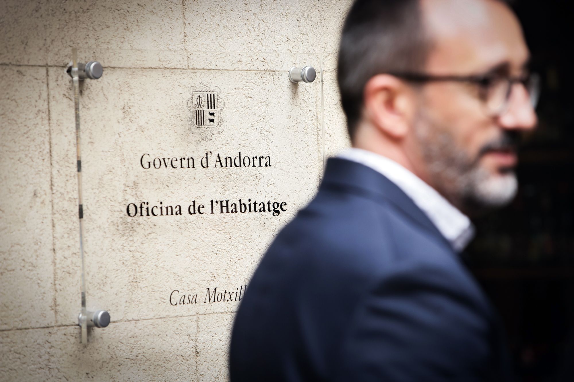 L'Oficina de l'Habitatge està situada a Casa Motxilla.