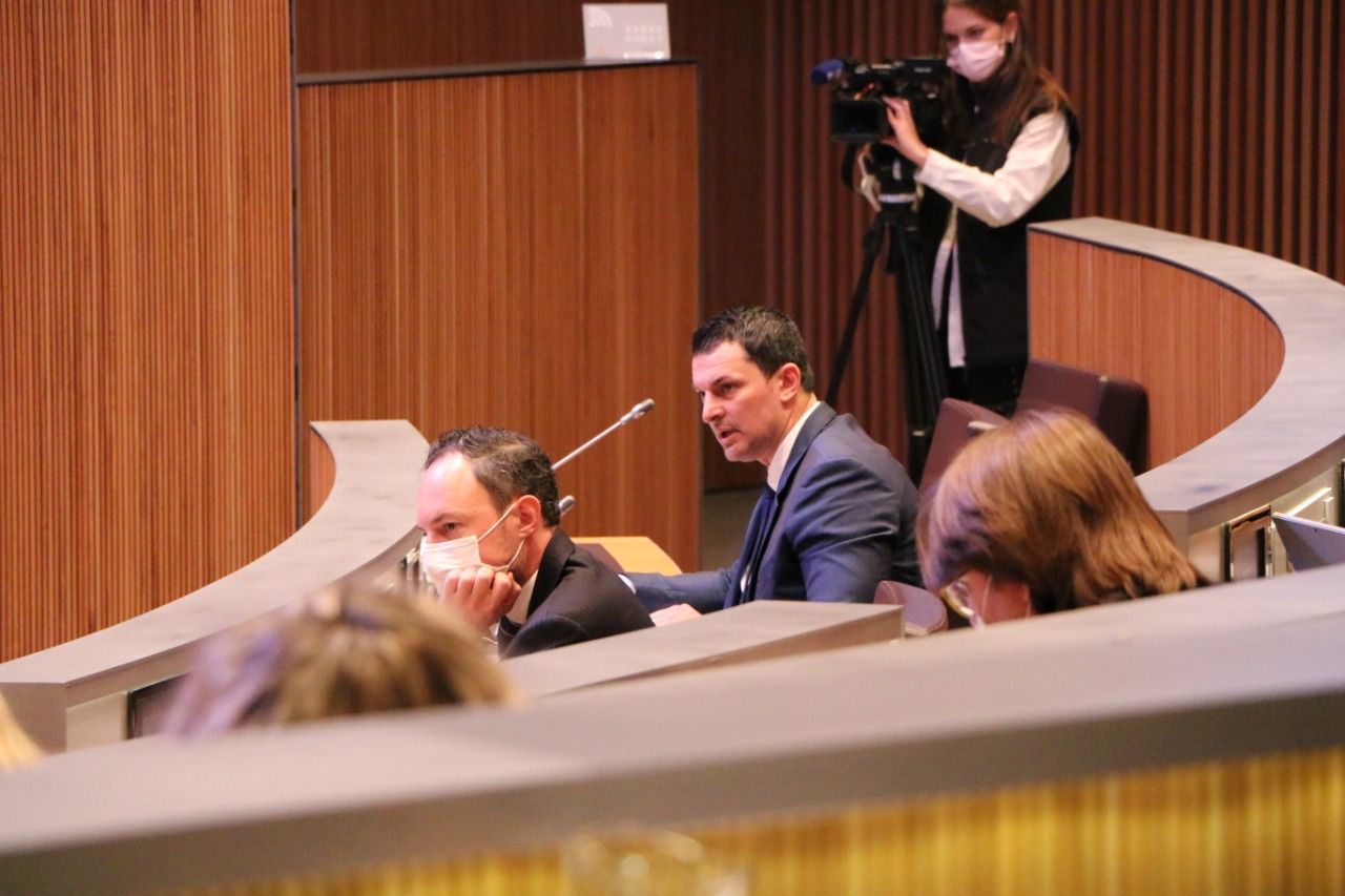 Gallardo, durant la sessió de control al Govern. Gallardo, durant la sessió de control al Govern.