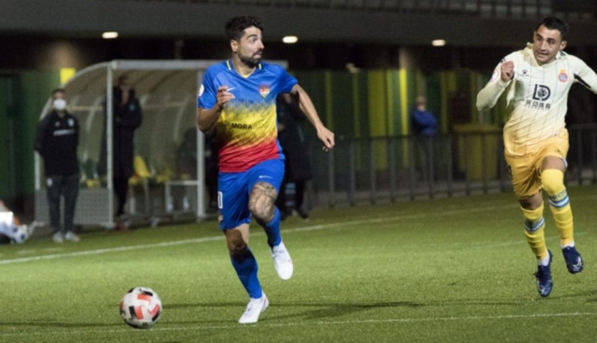 Una jugada de l'Andorra-Espanyol B de la primera volta.