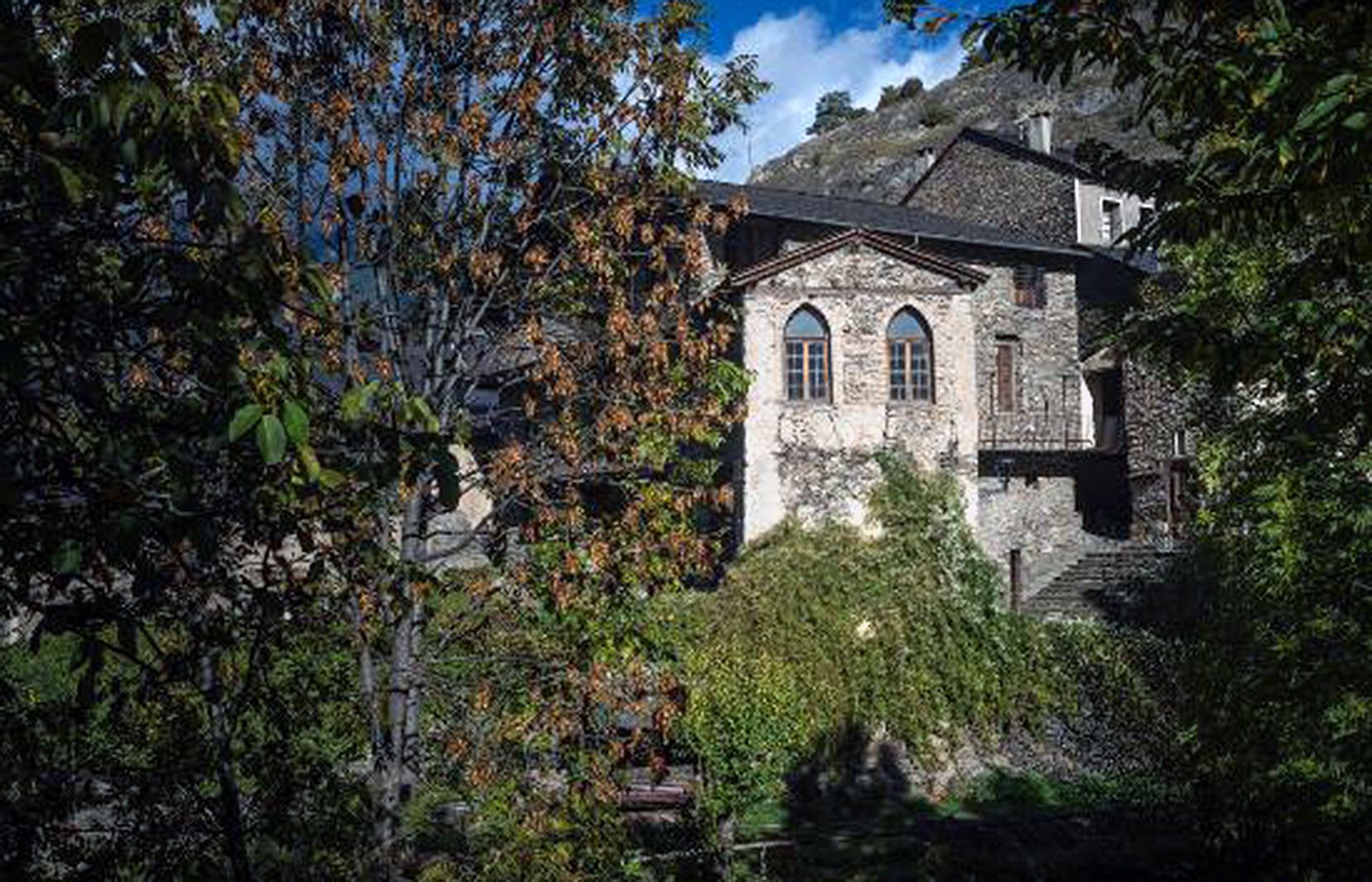 El Govern va rebre en herència el 2000 diversos béns immobles de Casa Rossell.