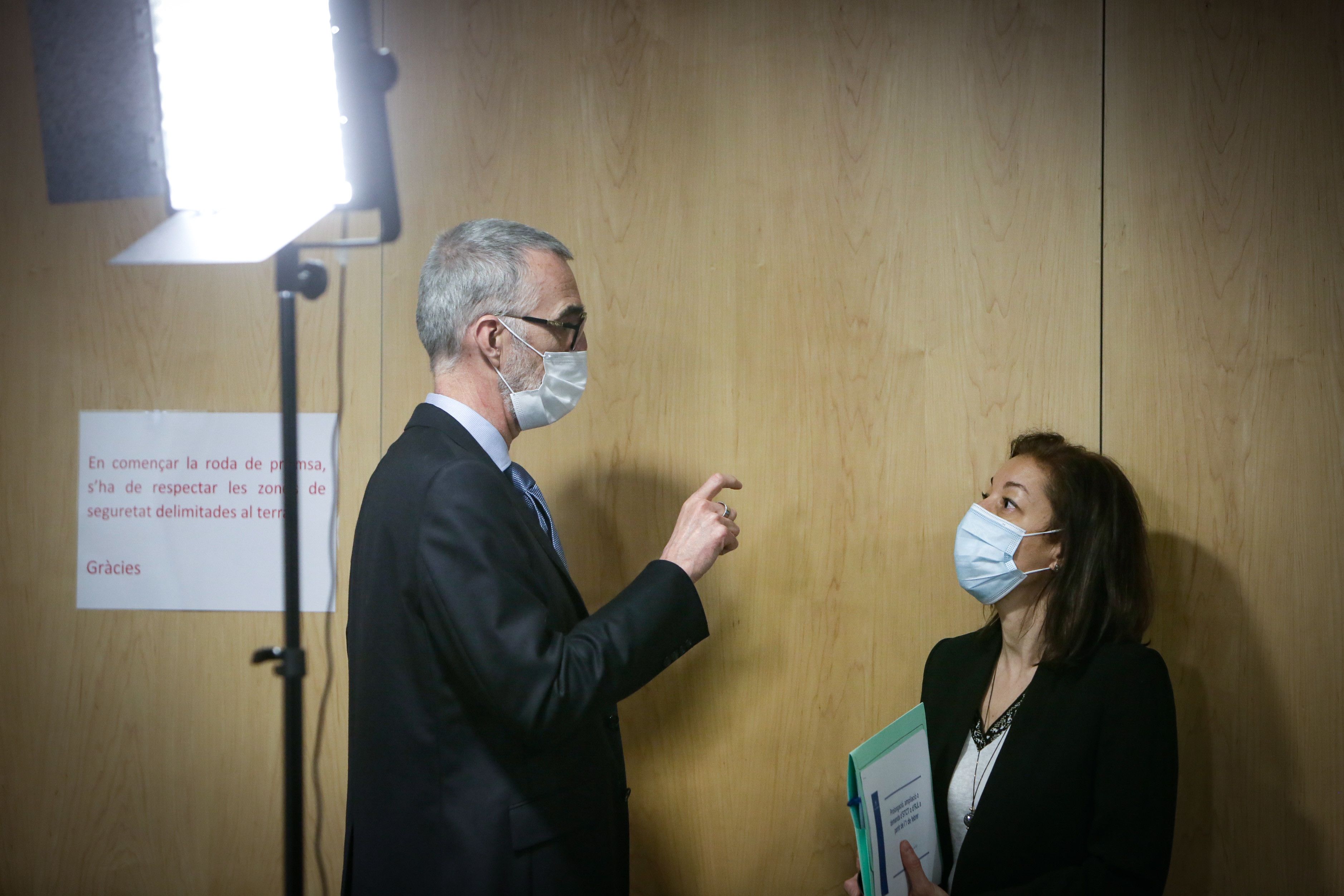 Bartolomé i Vilella, abans de la roda de premsa.