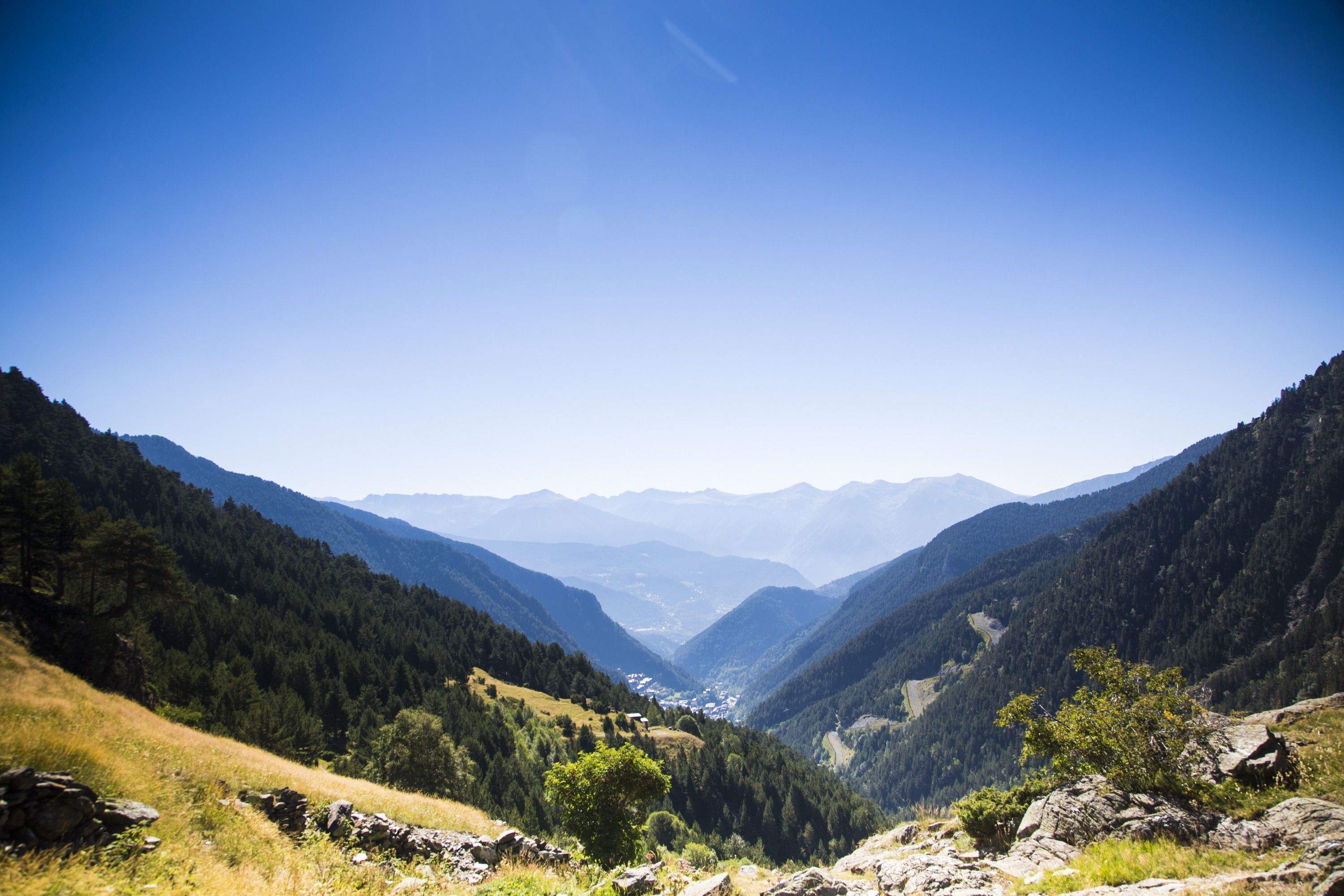 El Comapedrosa forma part del Parc de les Tres Nacions.
