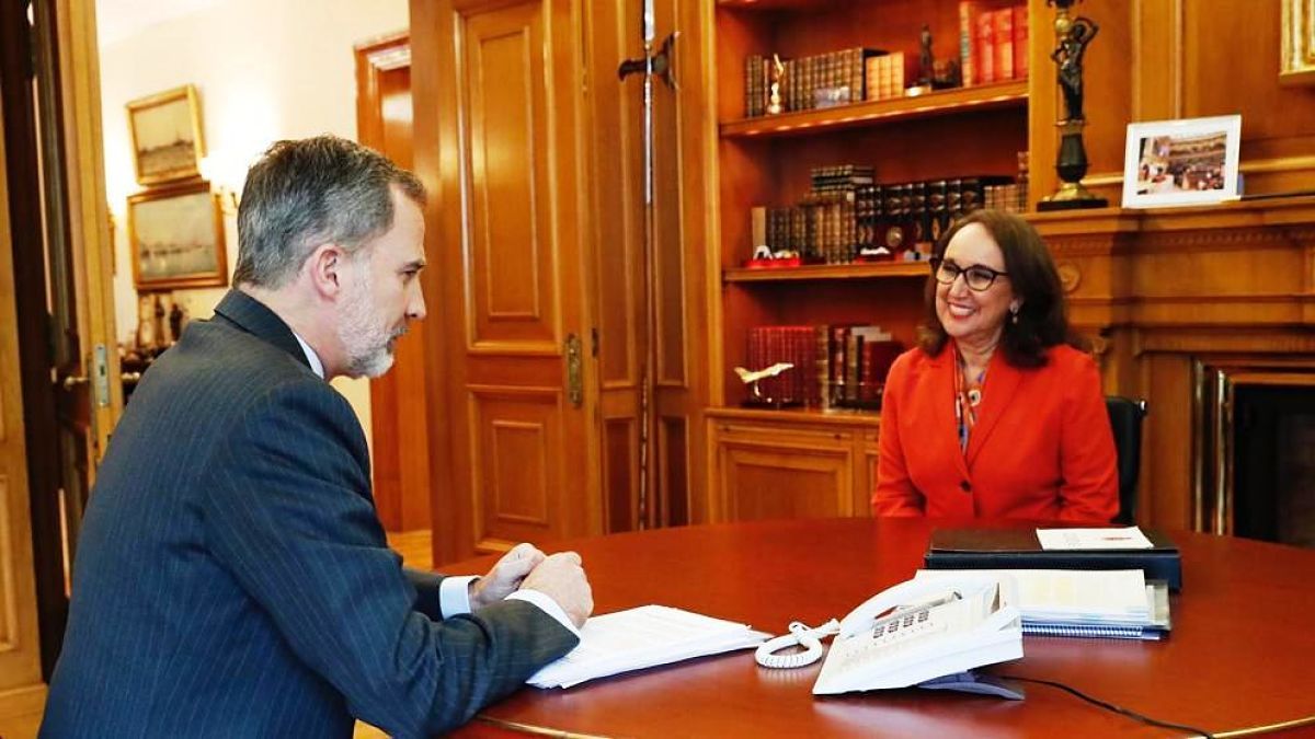 Felip VI, en una reunió amb la secretària general iberoamericana, Rebeca Grynspan.