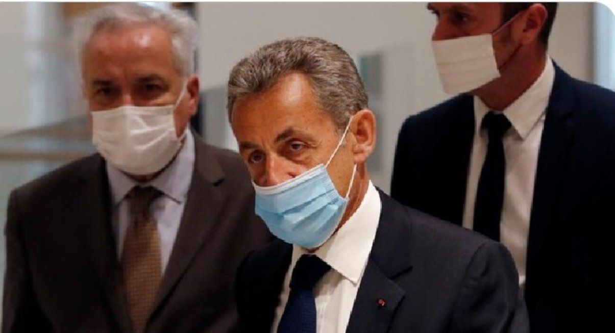 Nicolas Sarkozy a la seva arribada al tribunal.