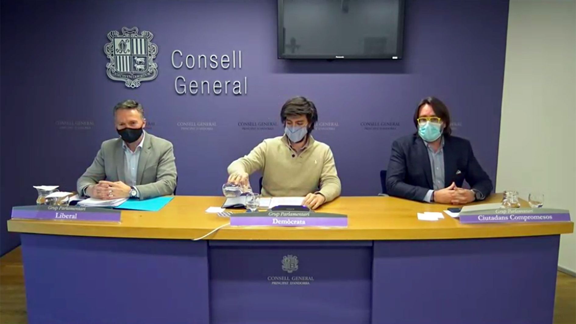 Ferran Costa, Carles Enseñat i Carles Naudi durant la compareixença.