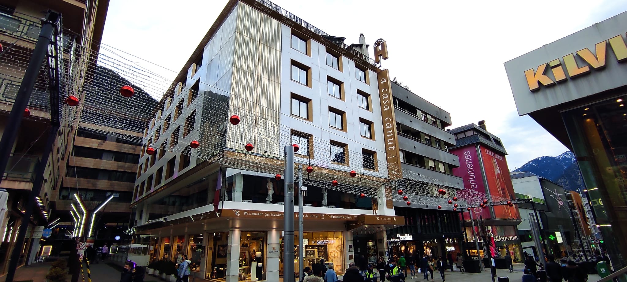 Una imatge de l'Hotel Canut, a l'avinguda Carlemany.