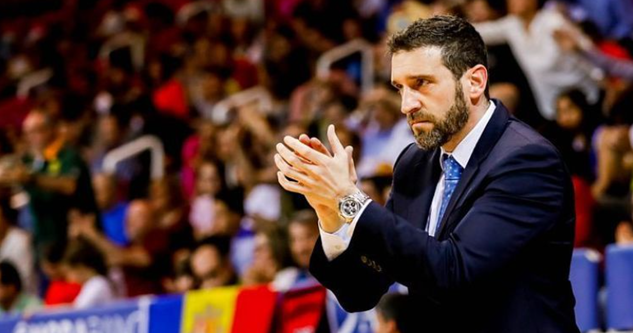 El tècnic del MoraBanc Andorra, Ibon Navarro, en un dels partits amb públic previs a la pandèmia.