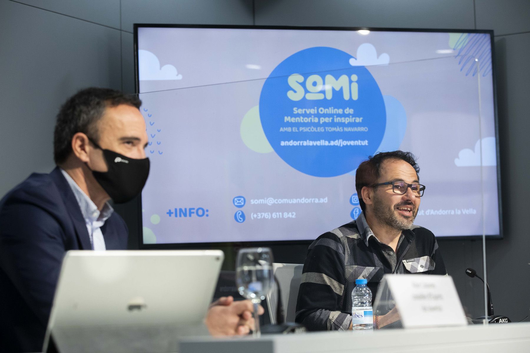 Alain Cabanes i Tomàs Navarro a la presentació de SOMI