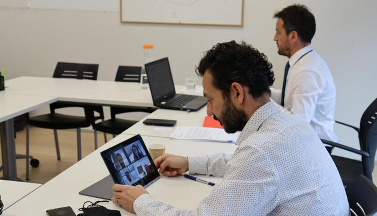 Gerard Alís i Pere López en una reunió telemàtica.