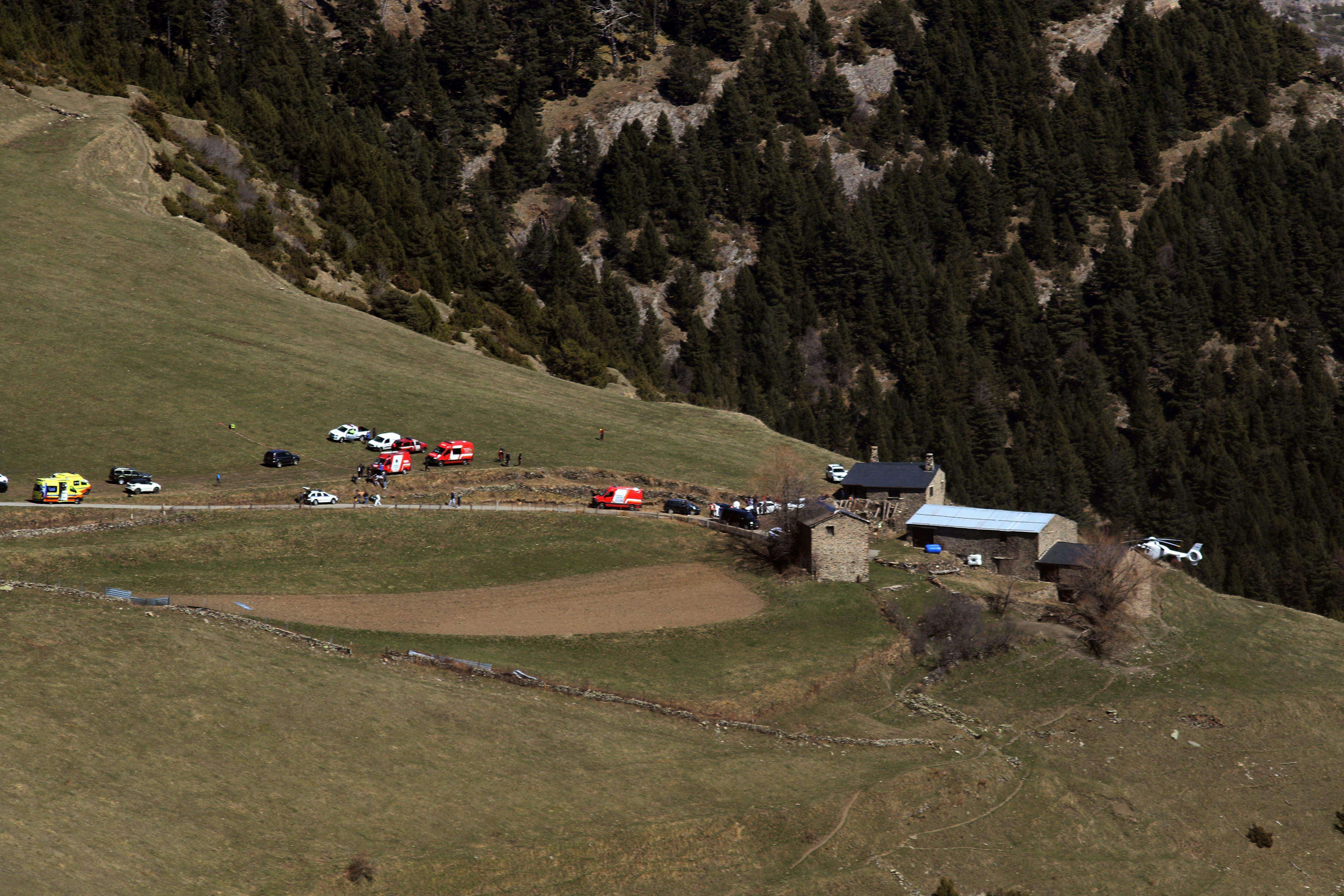 Una vista general de la zona on hi va haver al malaurat succés i el dispositiu que s'hi va desplegar.