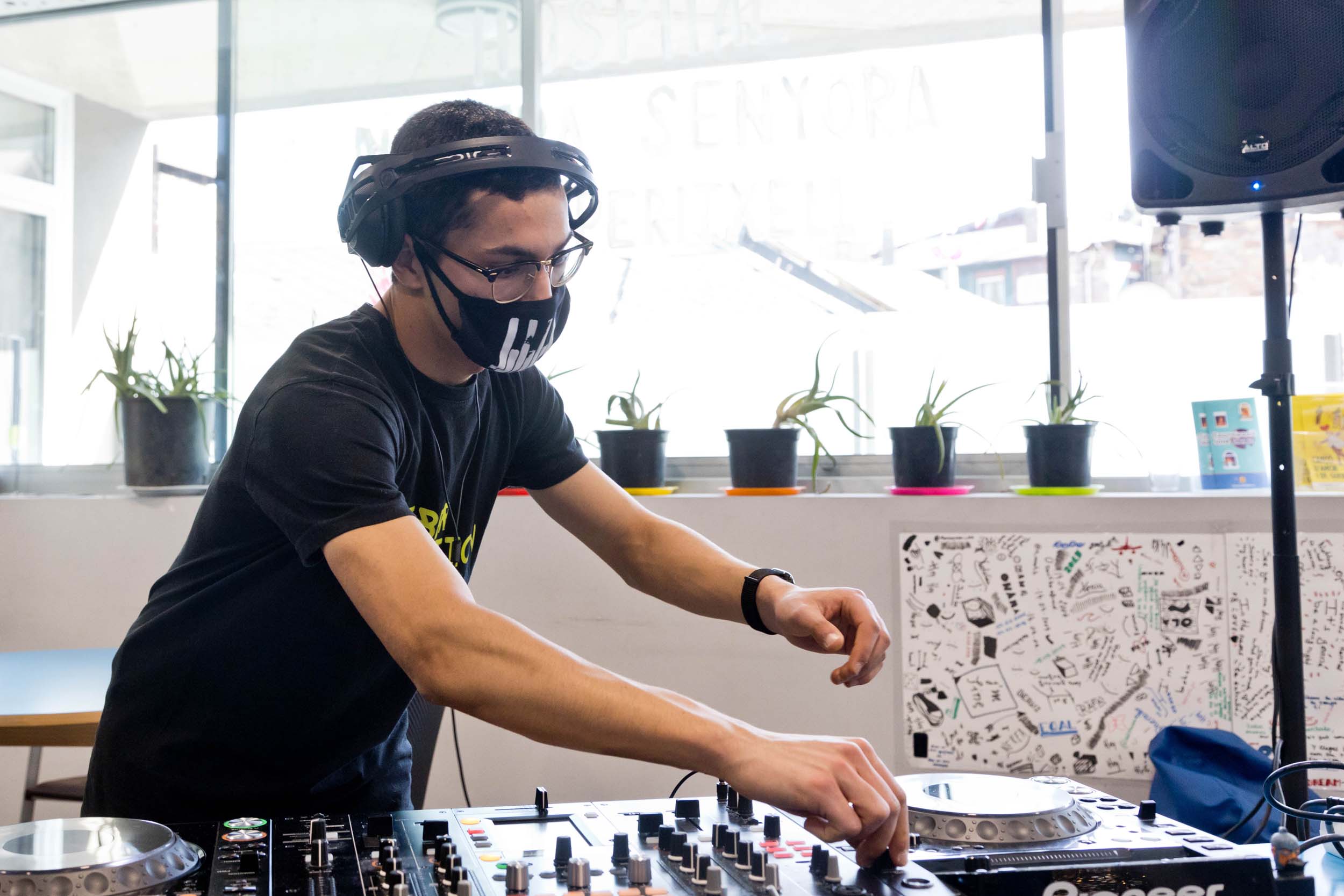 Els nens que han participat han pogut realitzar pràctiques amb tracks que han escollit.