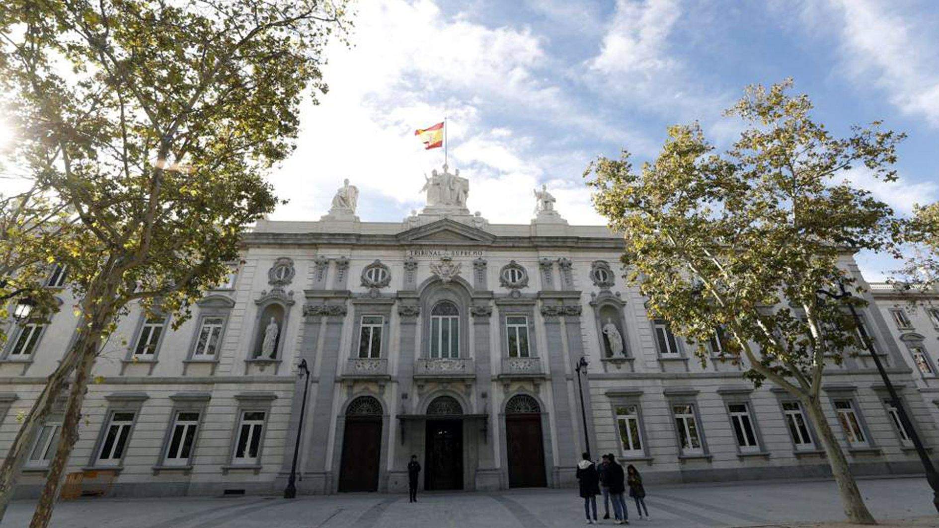 Una imatge l'edifici que acull el Tribunal Suprem a Madrid.