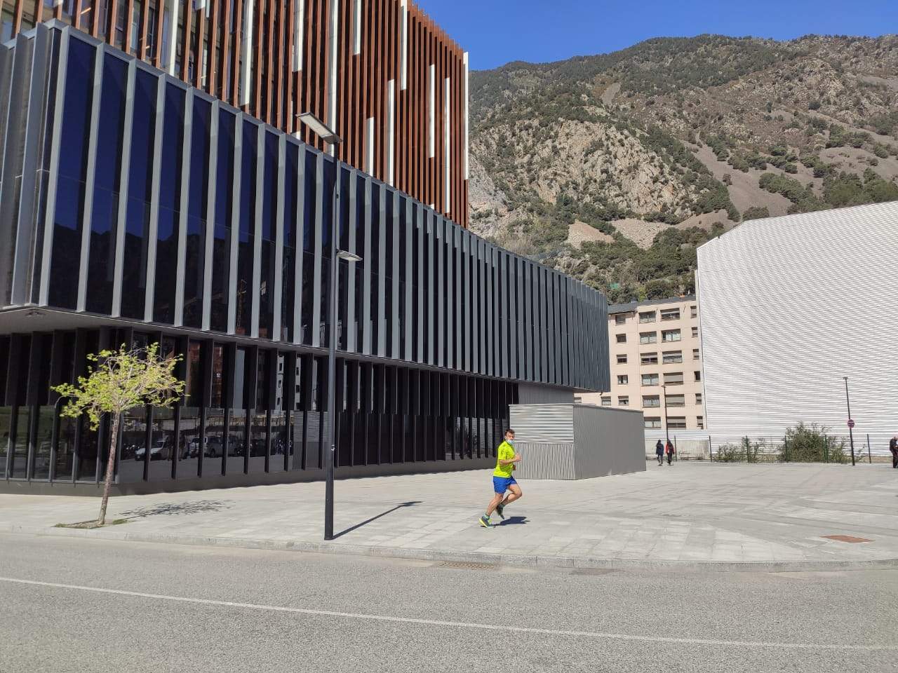 L'espai públic s'ubicarà al costat de la nova seu de la Justícia.