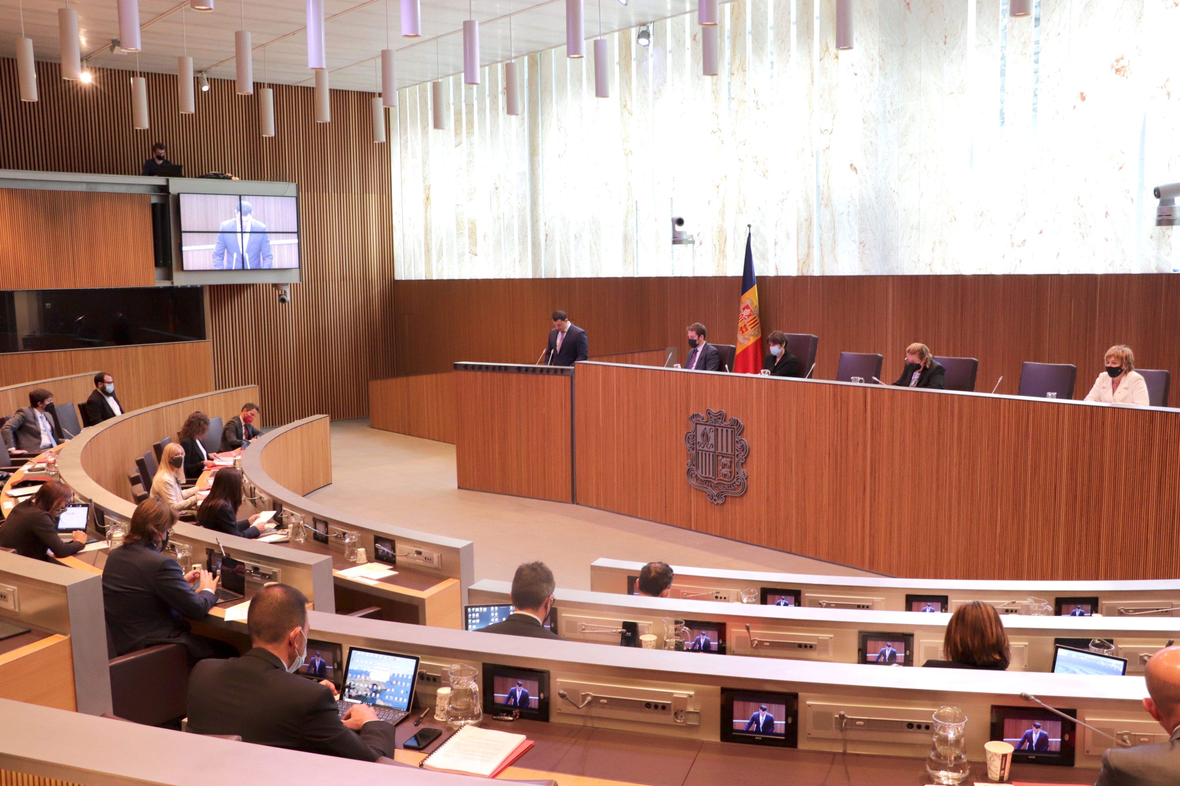 Vista parcial de l'hemicicle durant el debat del projecte de llei de noves mesures.