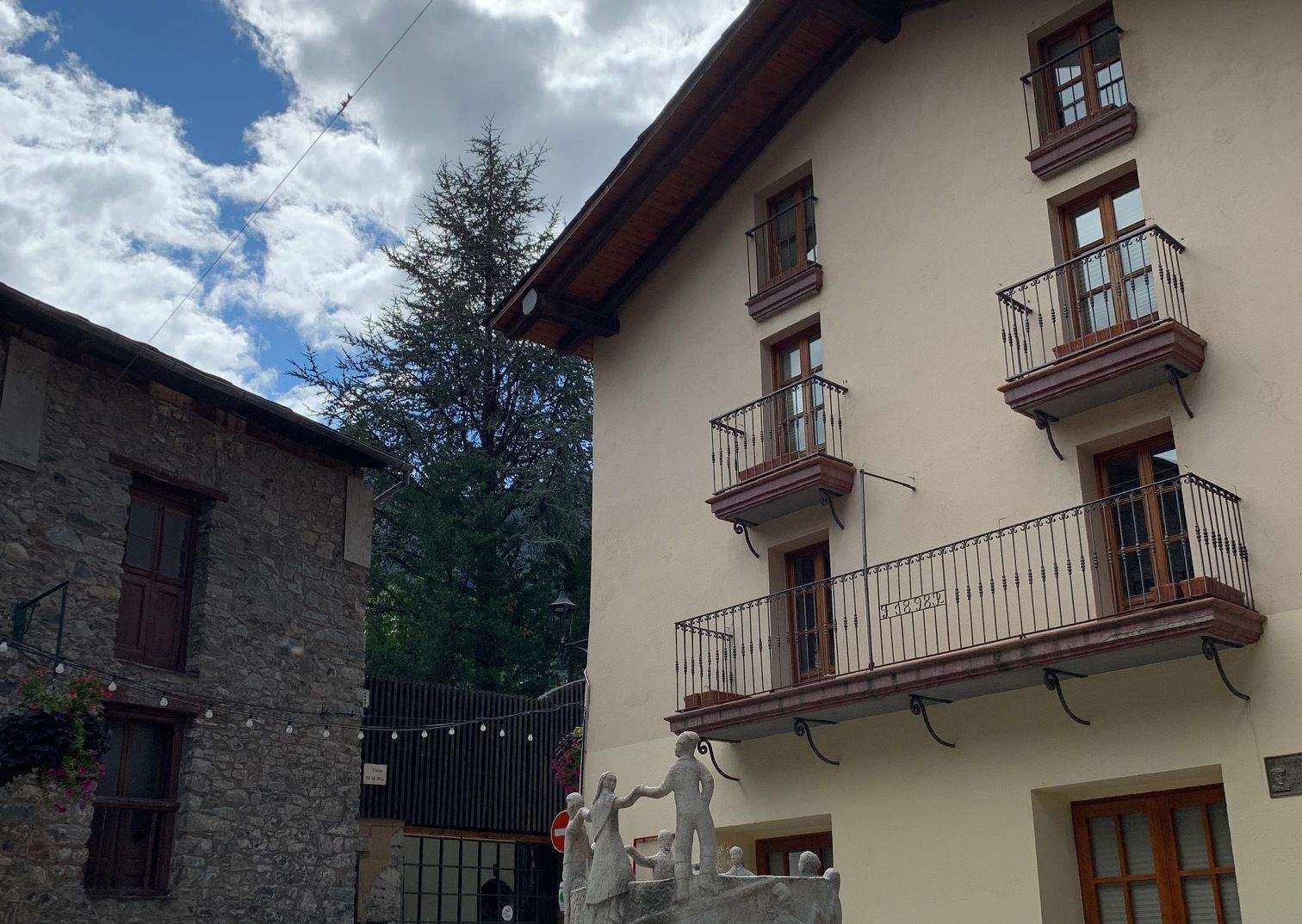 Casa Bauró, seu del Raonador.