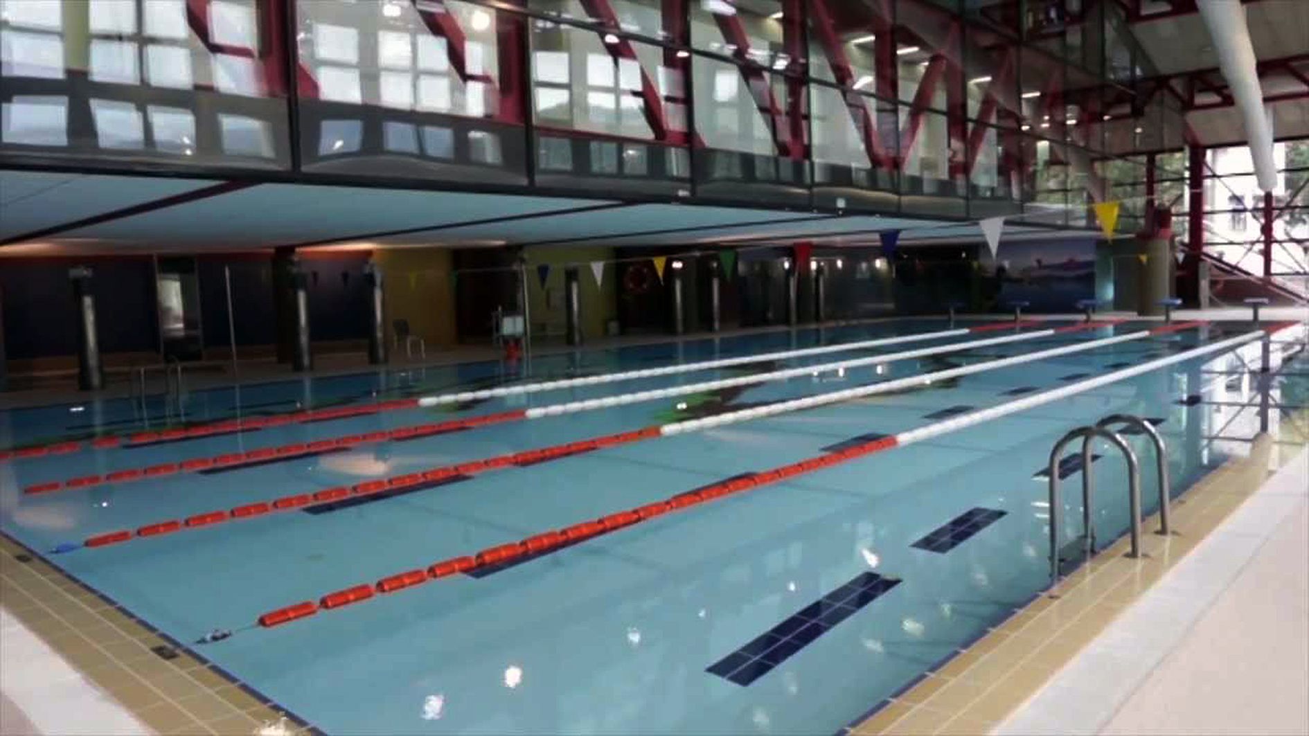 Una imatge de la piscina del CEO.