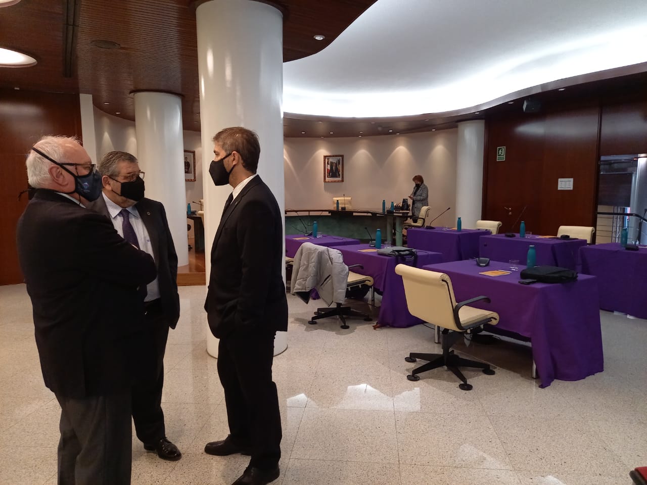 Durant la sessió, Rascagneres i Rios han mostrat les diferències en l'àmbit de l'habitatge.