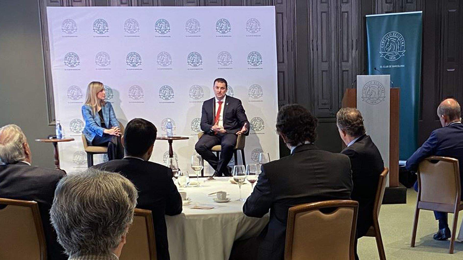 Un moment de la conferència del ministre Jordi Gallardo.