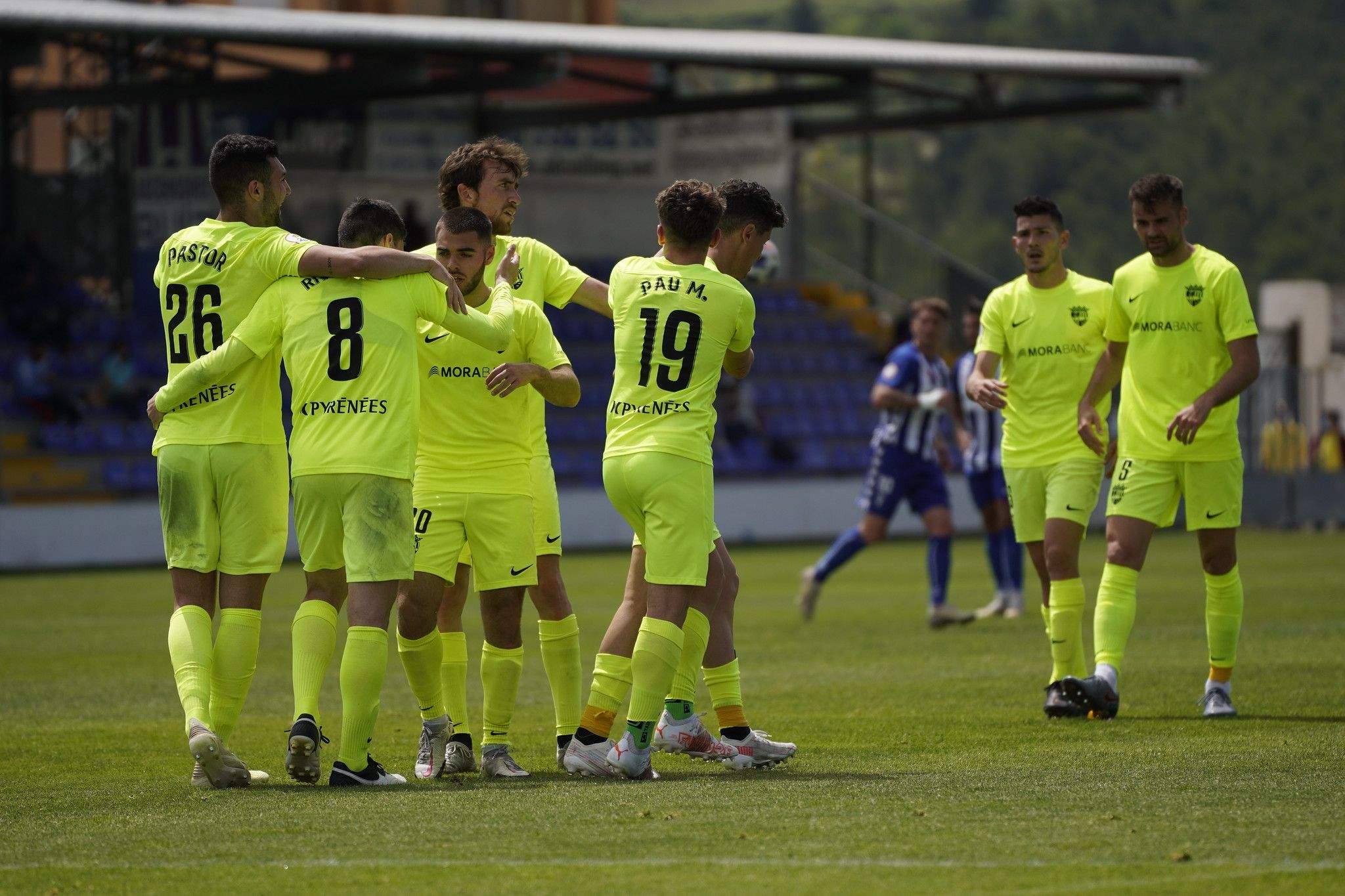 Els jugadors de l'FC Andorra celebren el primer gol al Collao.