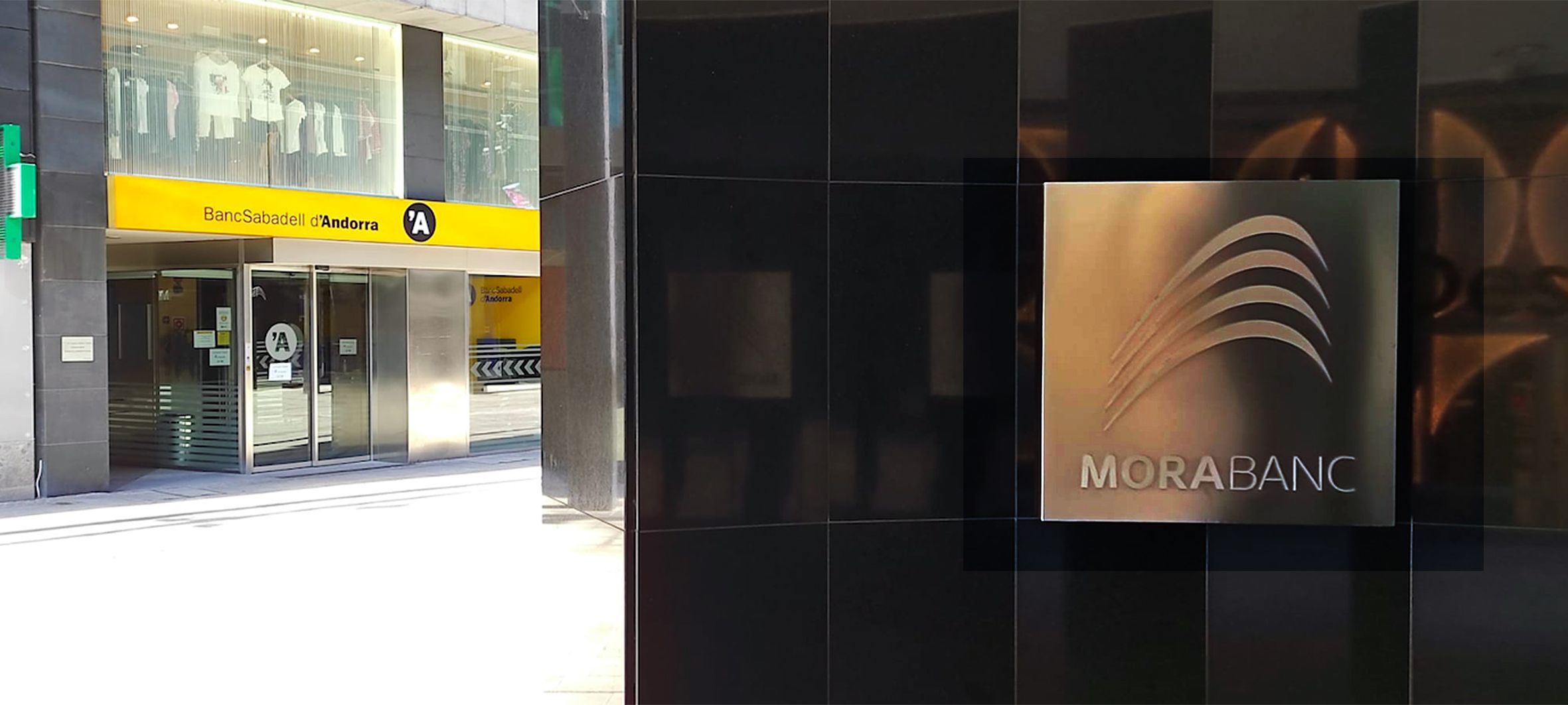 A l'avinguda Meritxell queden gairebé davant per davant la seu central de MoraBanc i una oficina de BSABanc