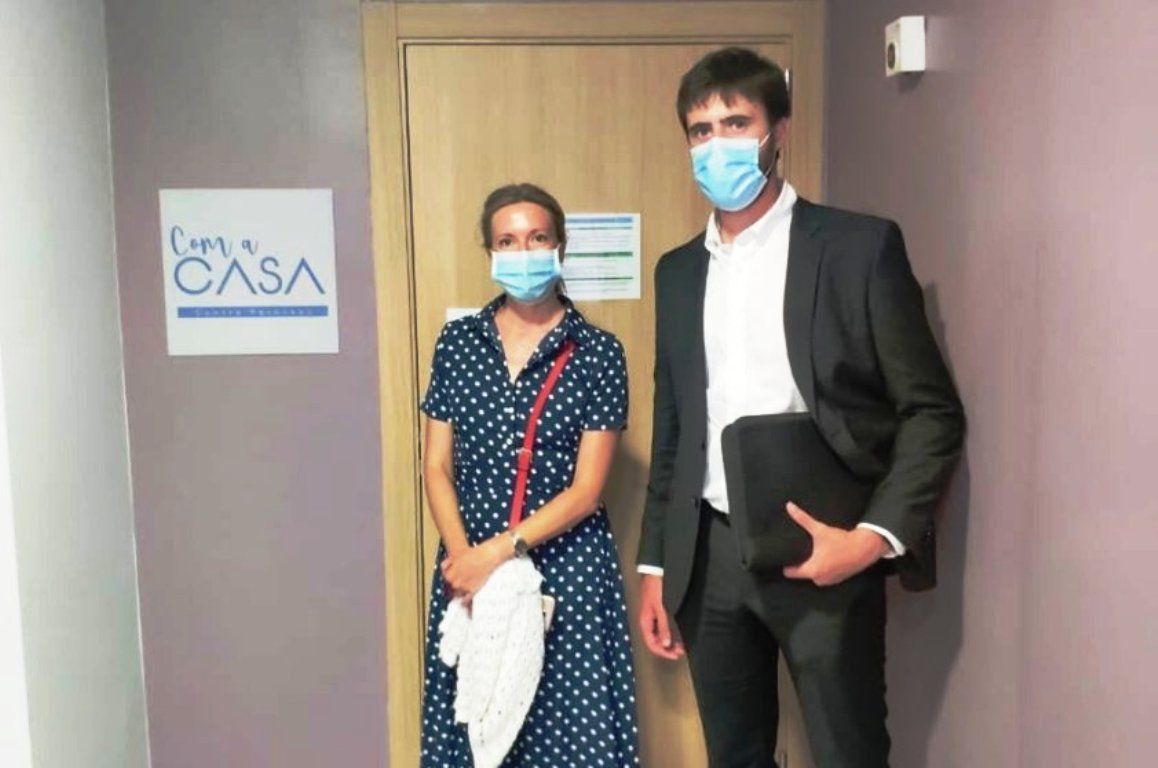 Maria Àngels Aché i Cerni Cairat durant una visita a Canillo.