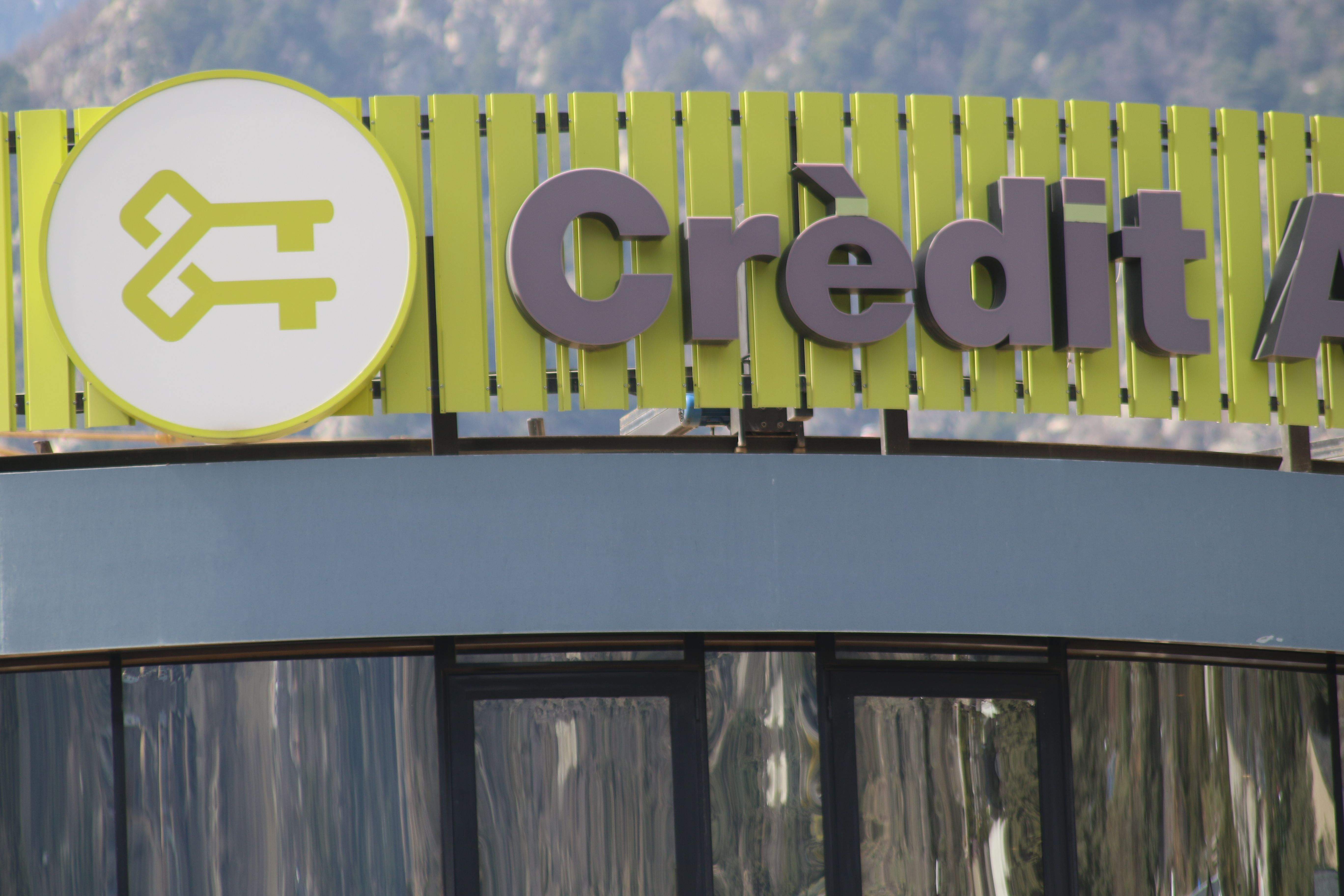 Rètol de Crèdit Andorrà.