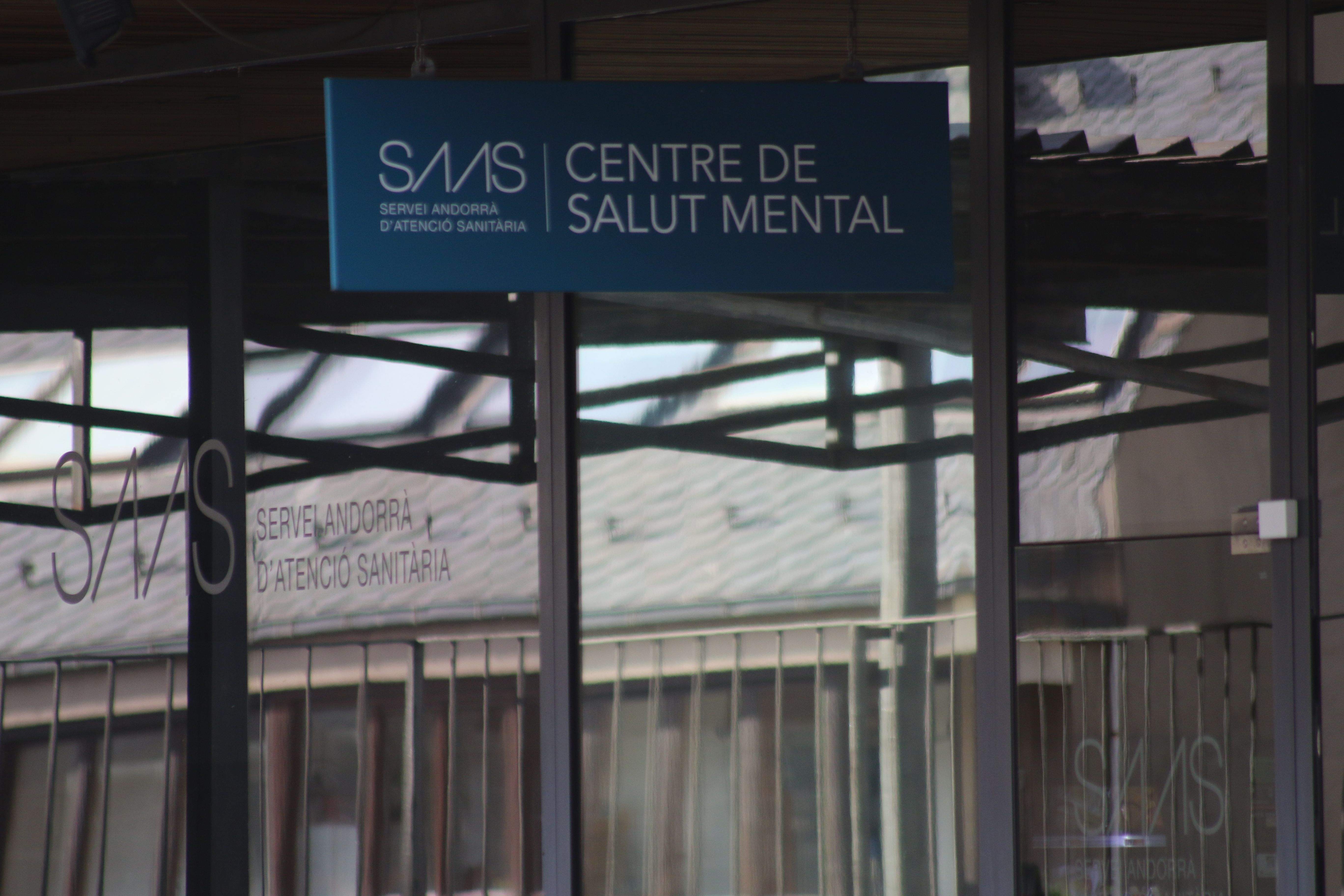 Salut Mental no aconsegueix superar les dificultats que fa temps que pateix.