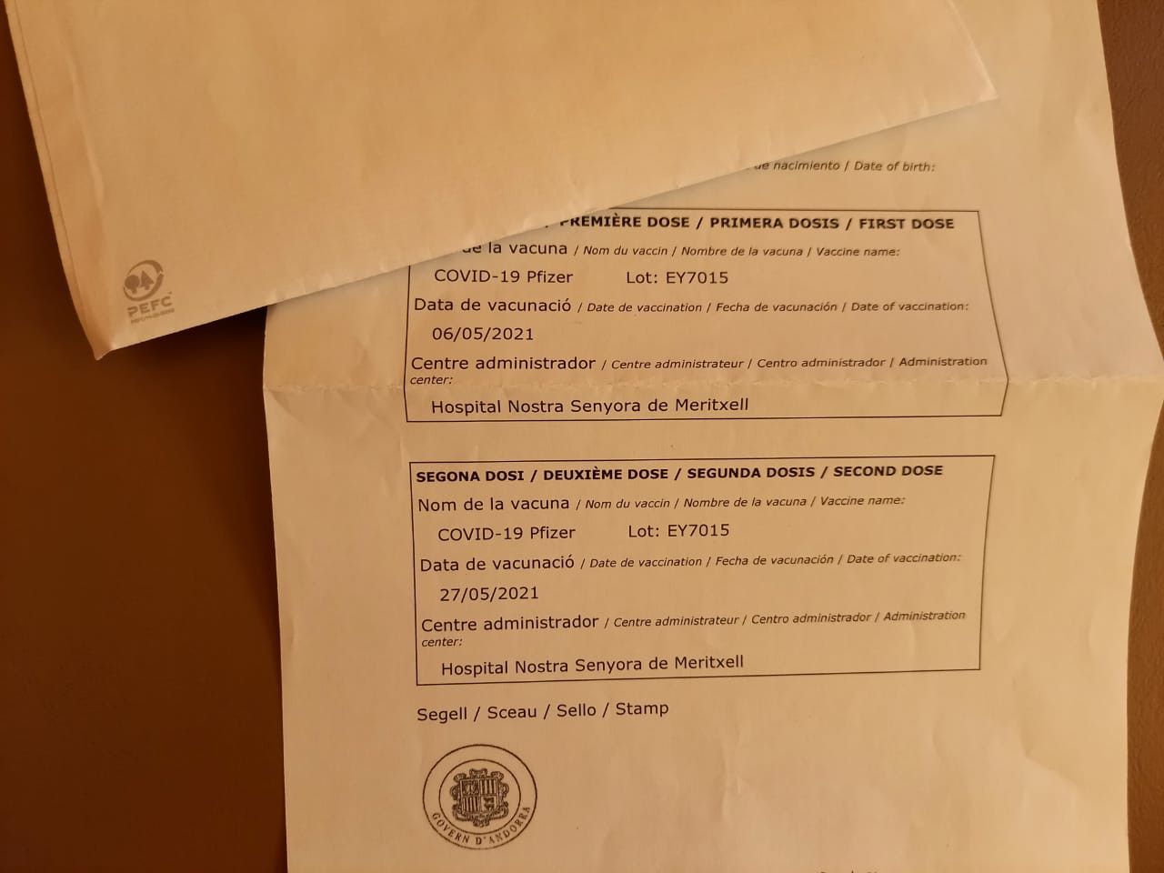 Un certificat de vacunació.