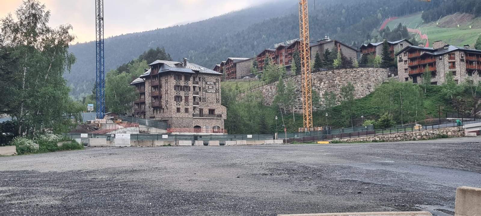 Vista del Tarter on ja s'hi ha d'actuar urbanísticament.