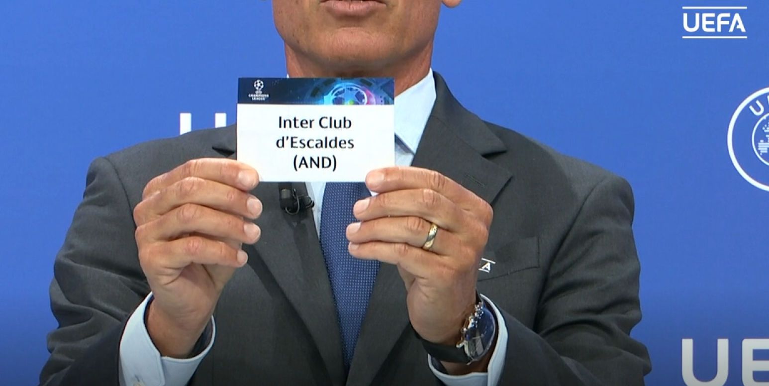 La papereta de l'Inter ha estat la darrera a sortir en el sorteig.