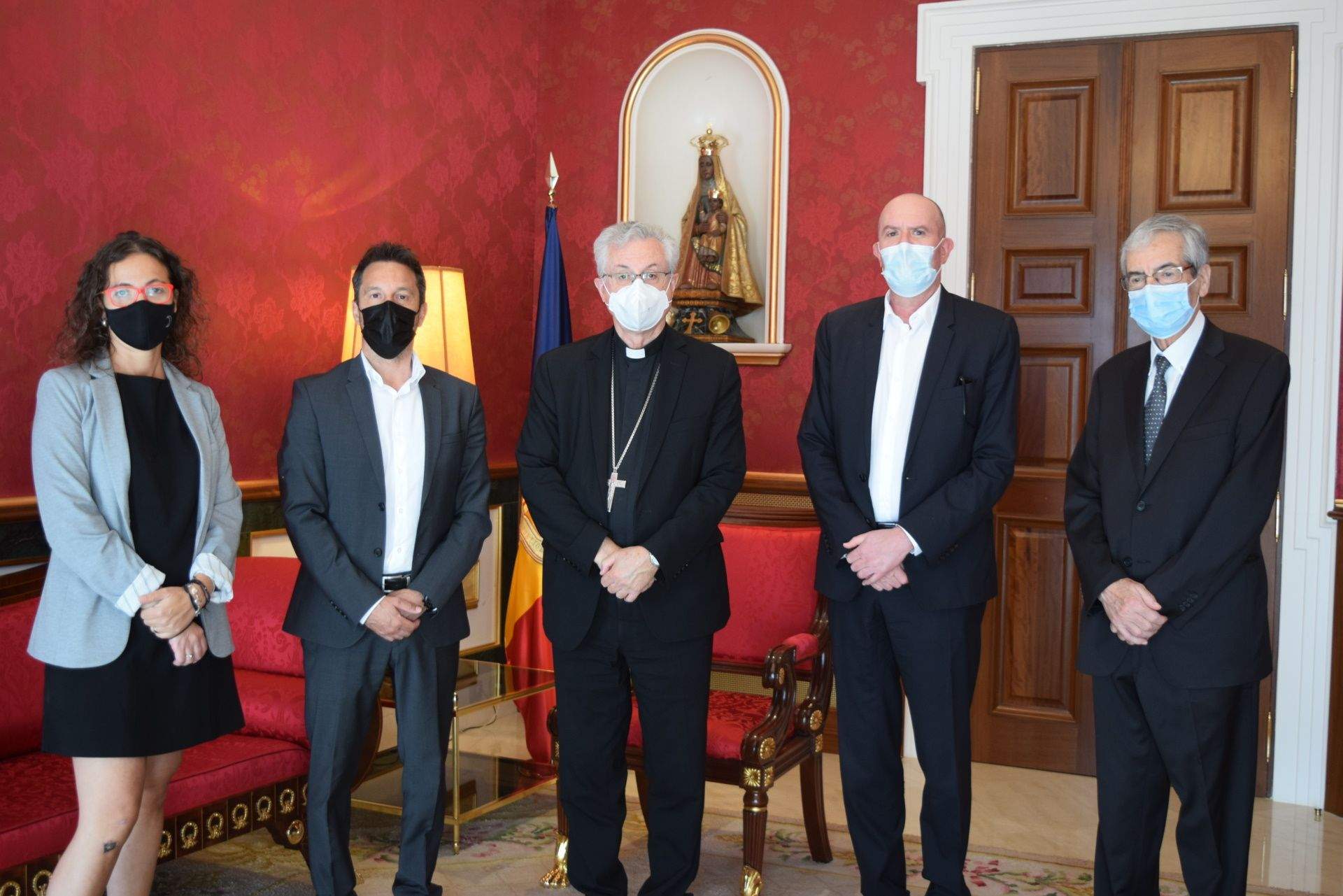 Vives ha rebut els consellers generals del PS al Palau Episcopal.