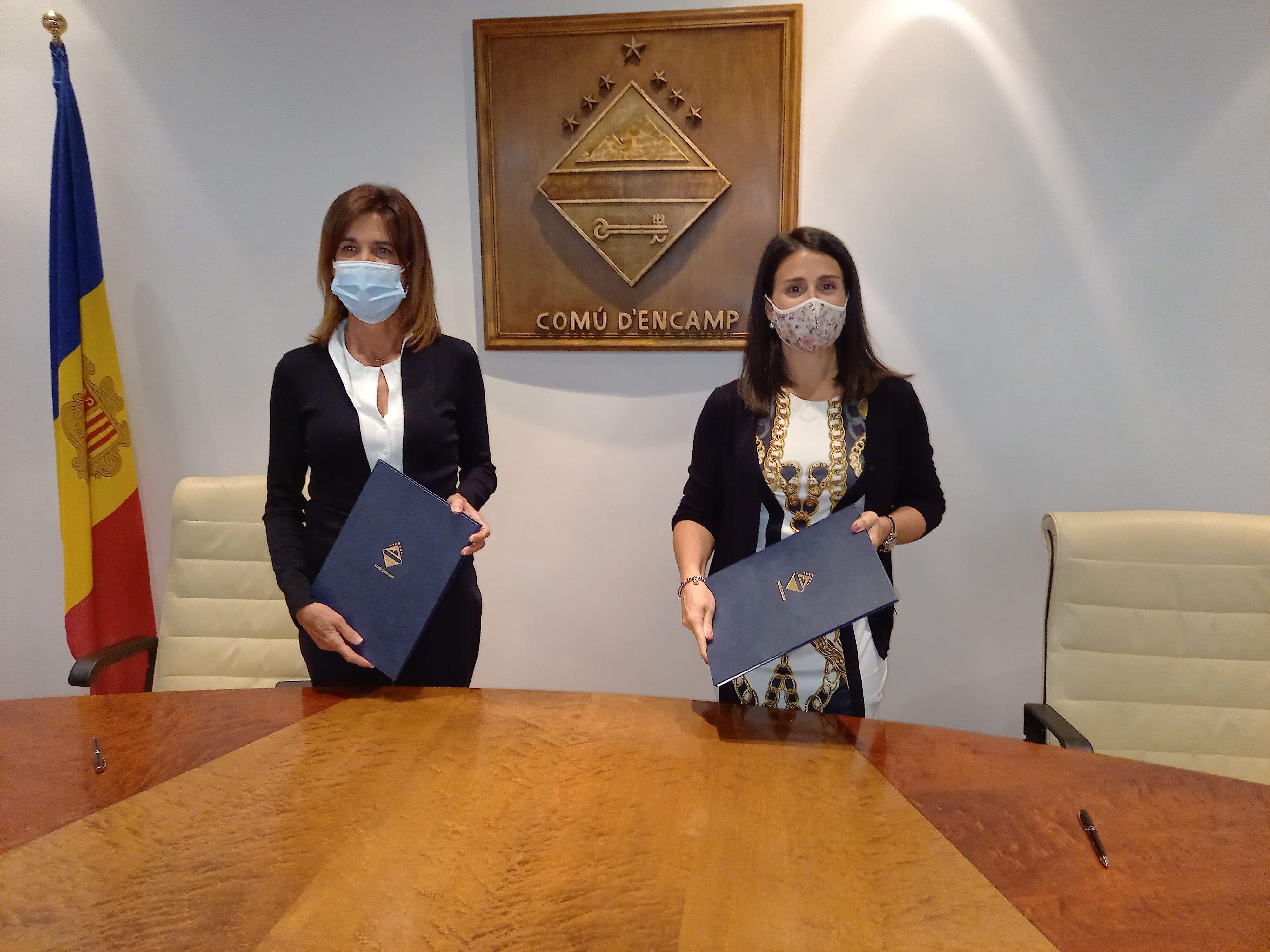 Vilarrubla i Mas amb els convenis signats.