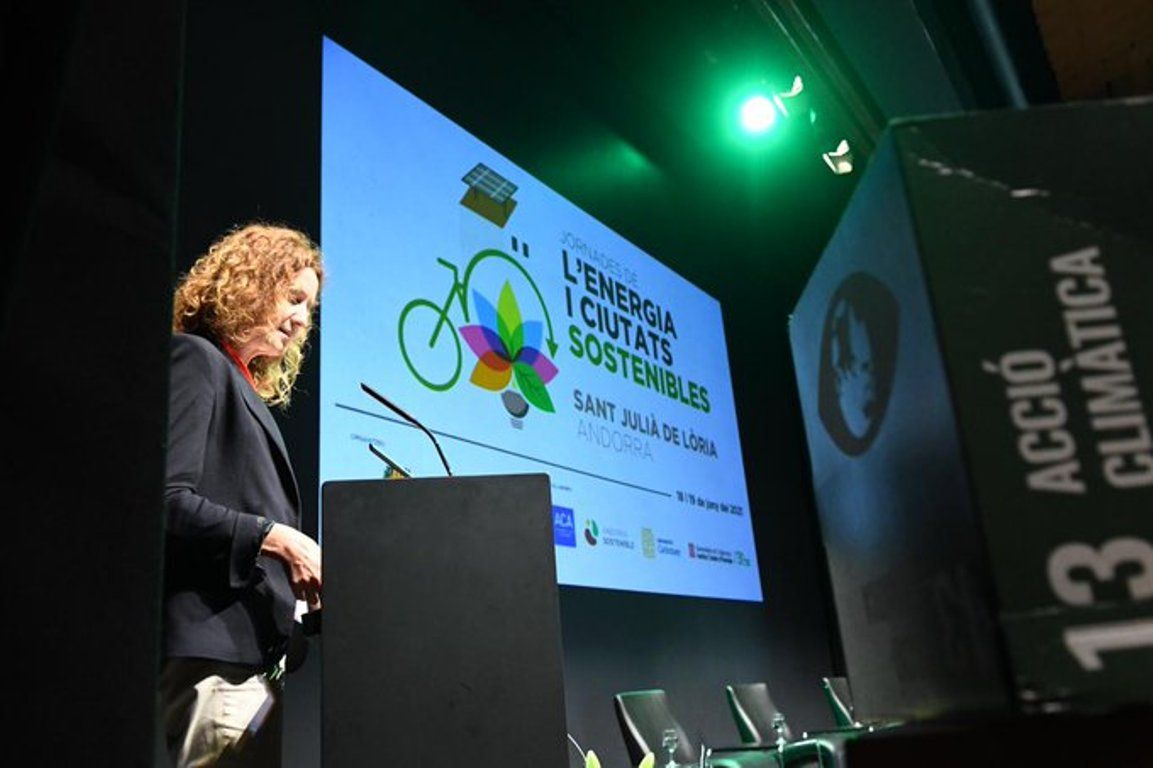 Sílvia Calvó ha inaugurat aquest divendres les Jornades de l'Energia i Ciutats Sostenibles a Sant Julià de Lòria.