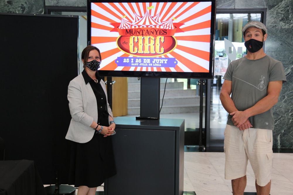 Mireia Codina i Yldor Llach durant la presentació d'aquest dimarts.