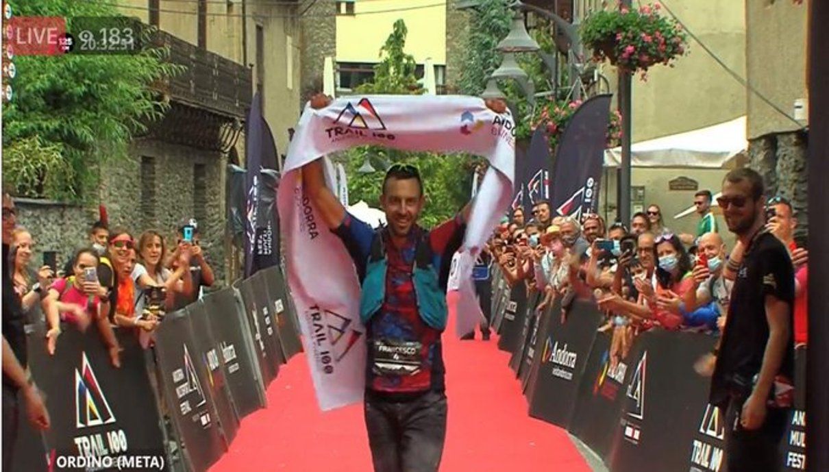 Cucco entra vencedor a la meta d'Ordino.