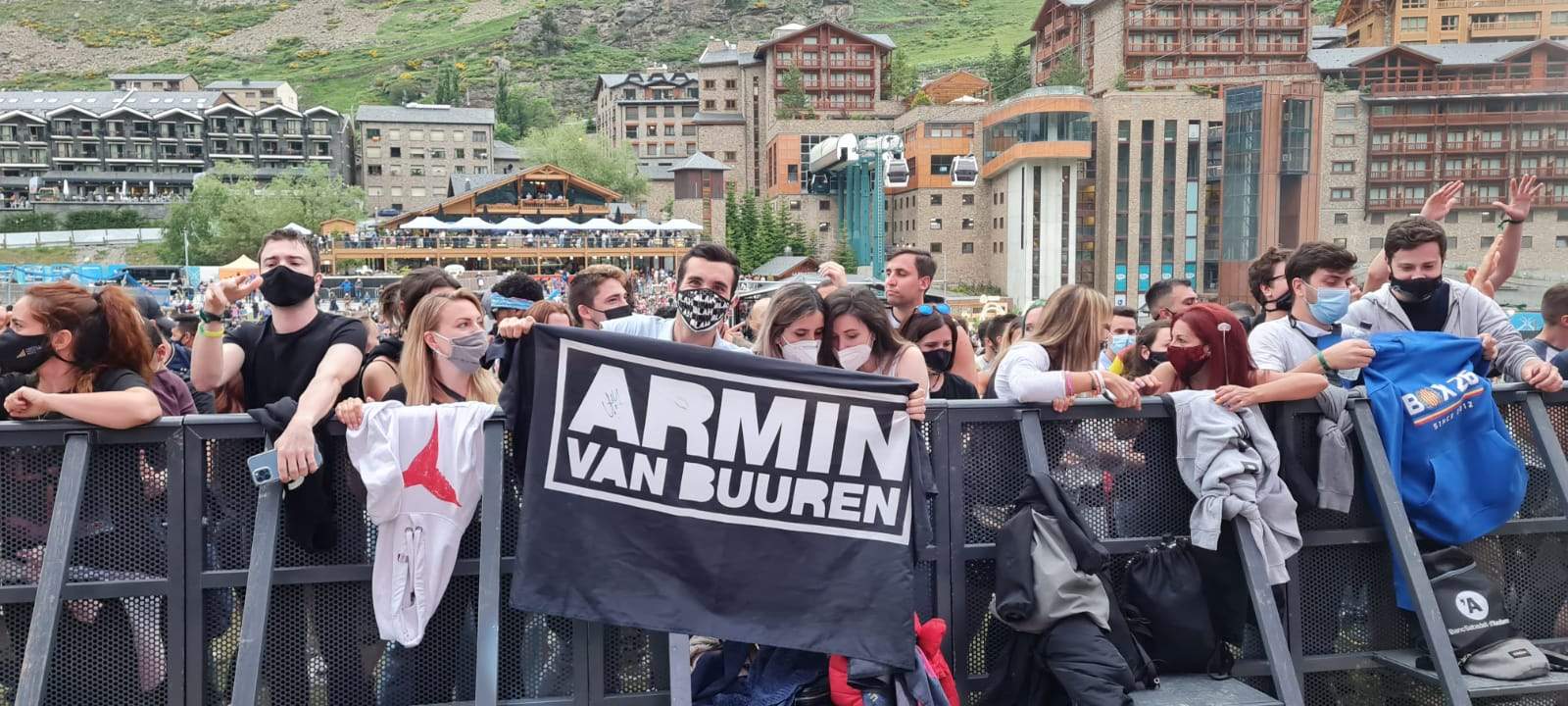 Espectadors al primer concert de l'Andorra Mountain Music.