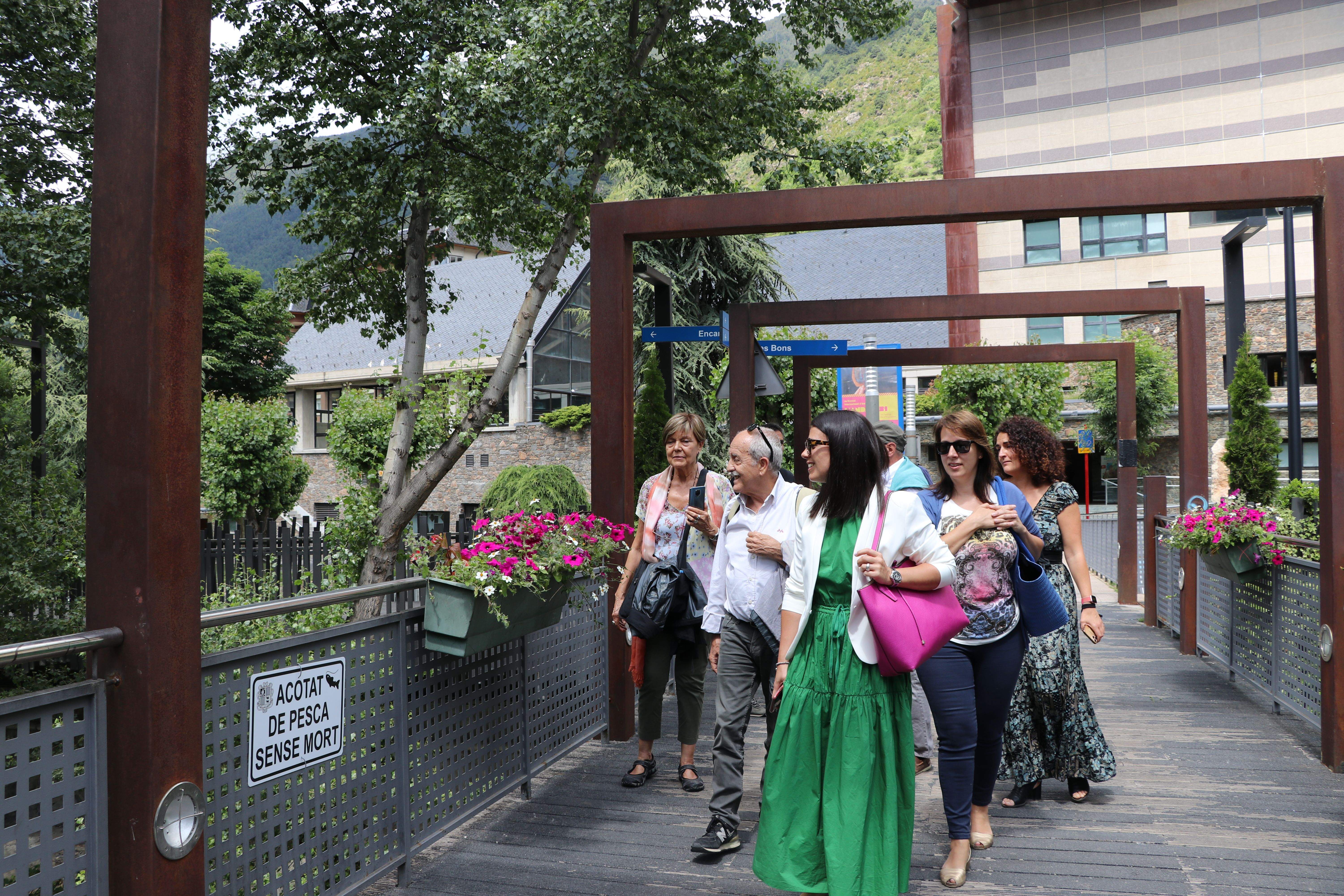 Visita jurat viles florides a Encamp