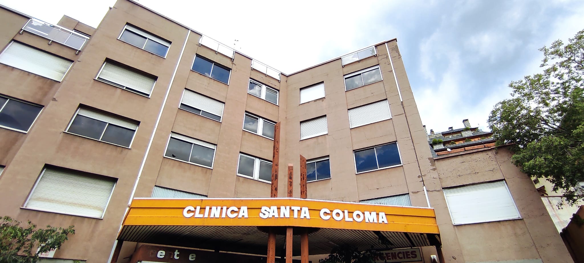 Una imatge de l'antiga clínica de Santa Coloma. Una imatge de l'antiga clínica de Santa Coloma.