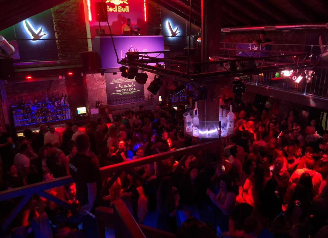 Interior de la discoteca Kapital