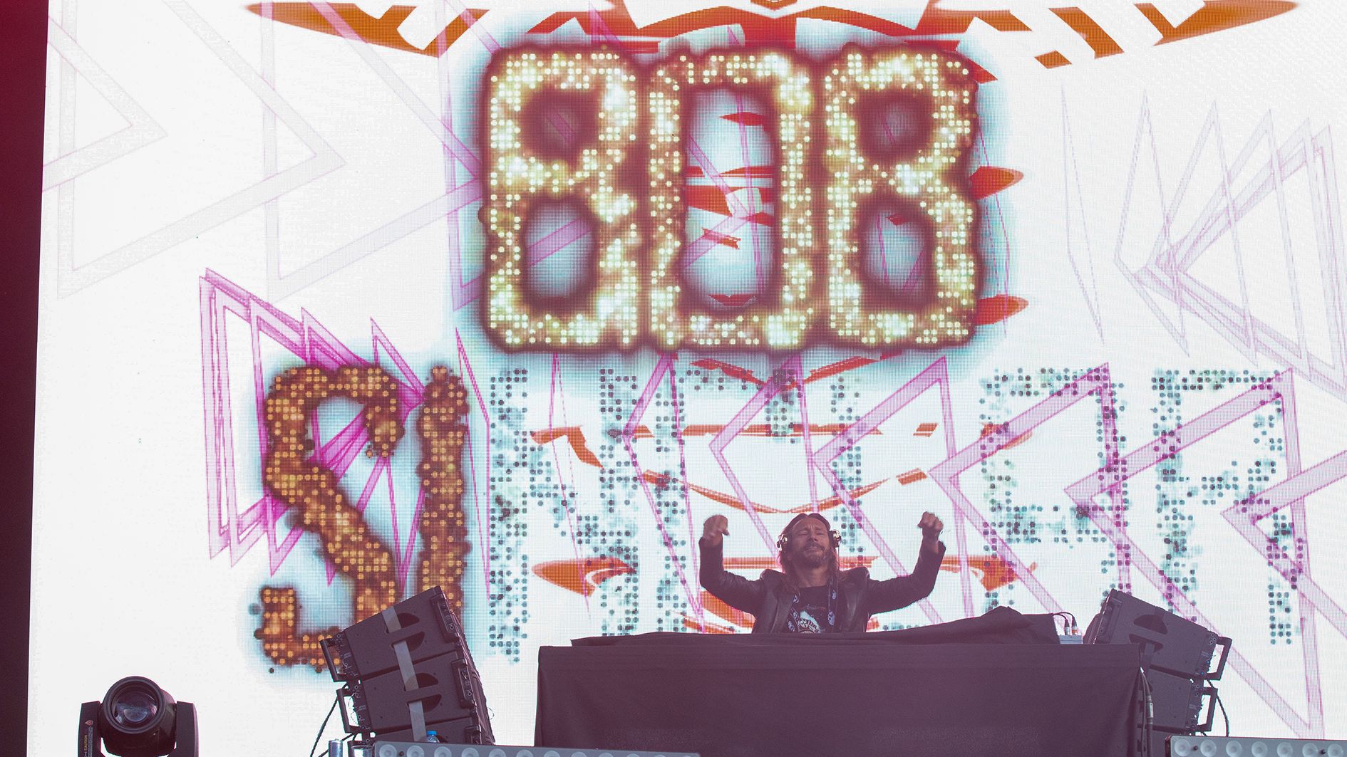 Un moment de l'actuació de Sinclar.