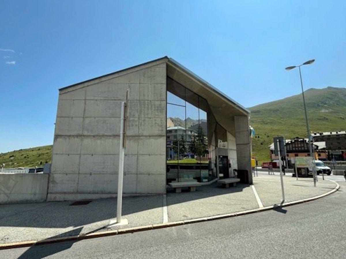 L'oficina de turisme del Pas de la Casa.