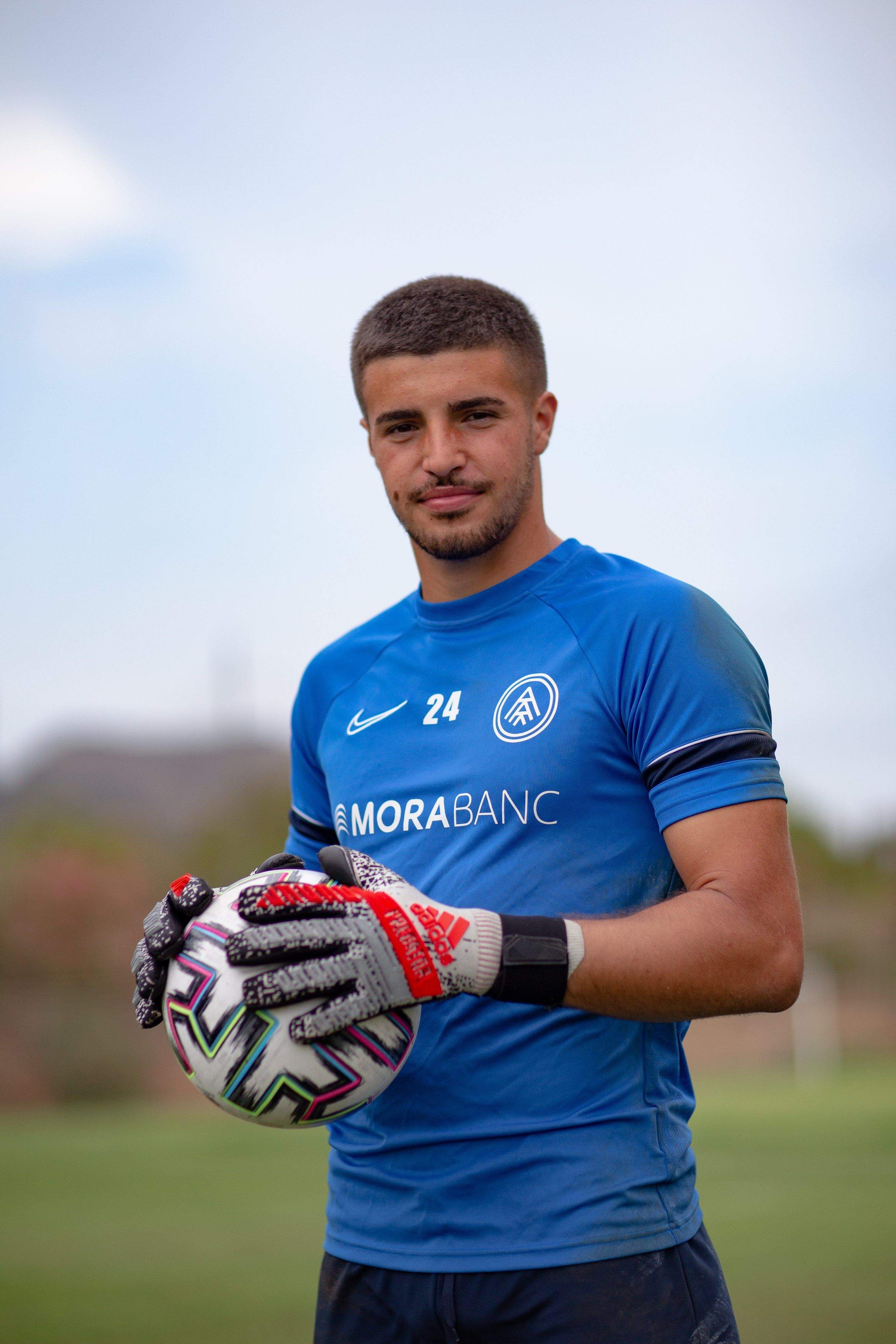 Alejandro Gutiérrez ja s'entrena amb els seus nous companys.