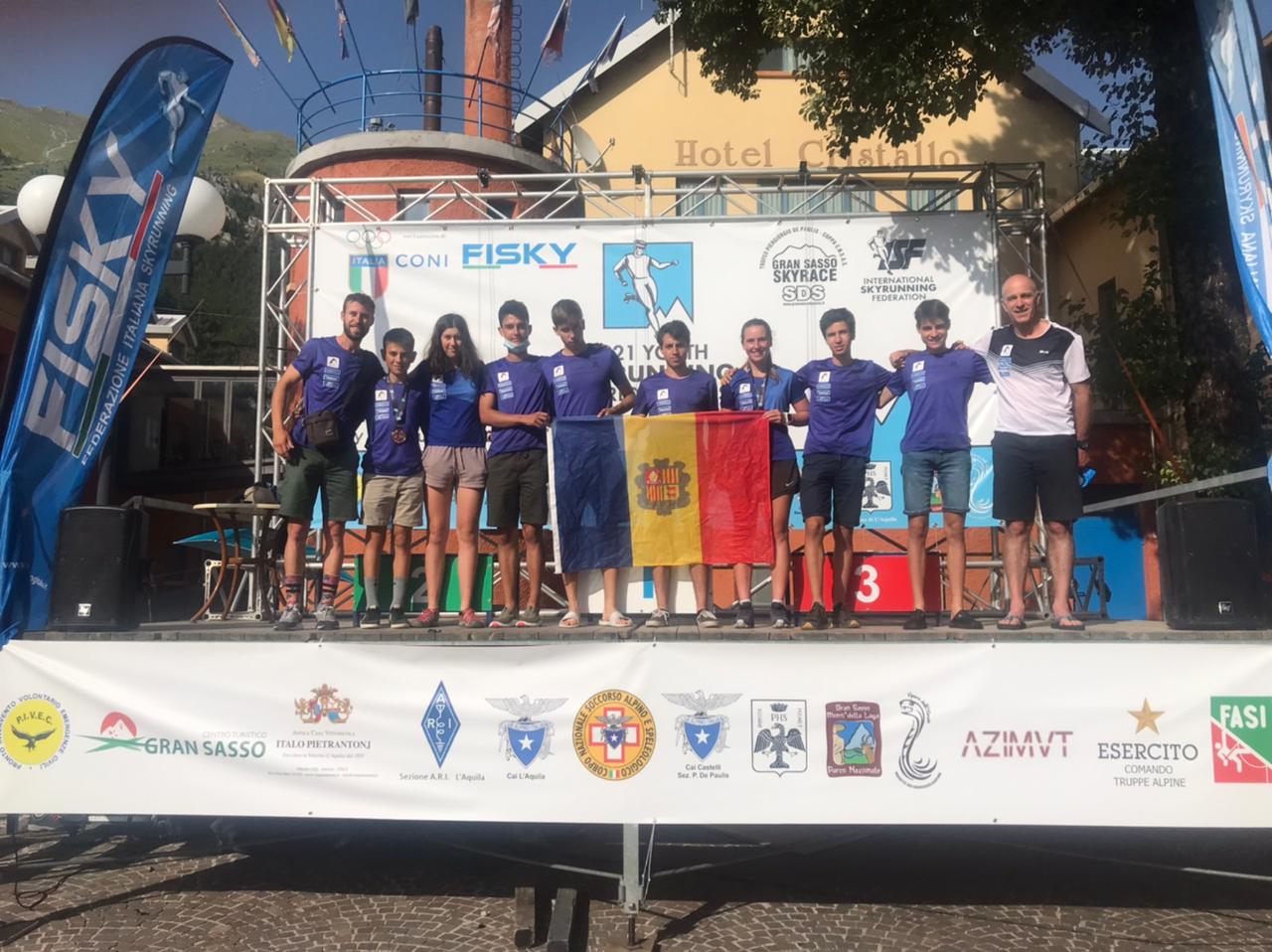 Els joves corredors de la FAM a L'Aquila