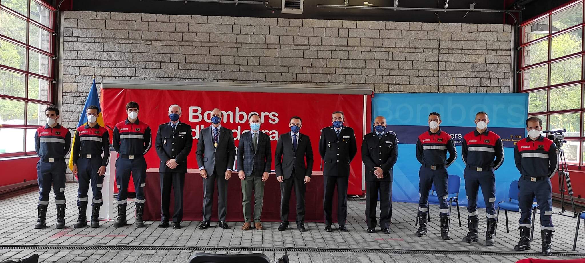 Jordi Farré i Jaume Sánchez, a la dreta, amb la cúpula d'Interior.
