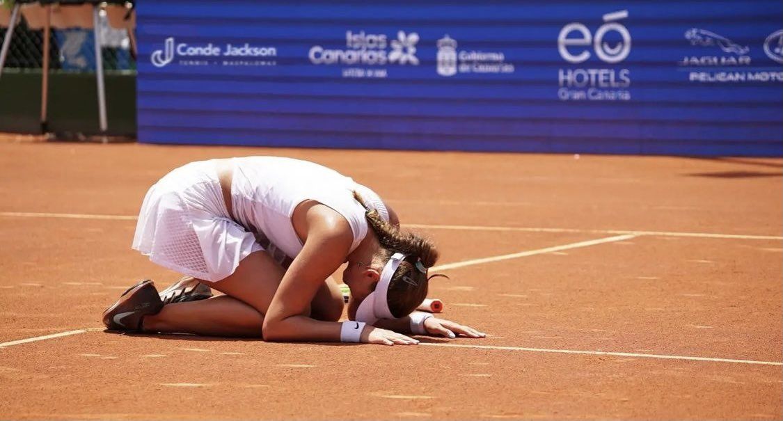 Vicky Jiménez s'ha hagut de retirar per lesió.